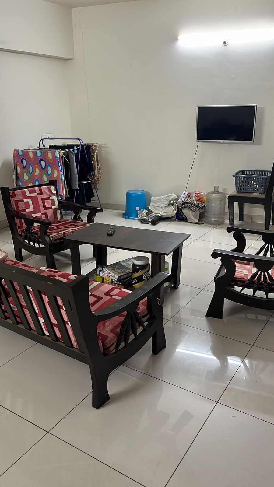 https://findmyroom-property-images-india.s3.ap-south-1.amazonaws.com/szkzs-1728879385968-31654.jpg