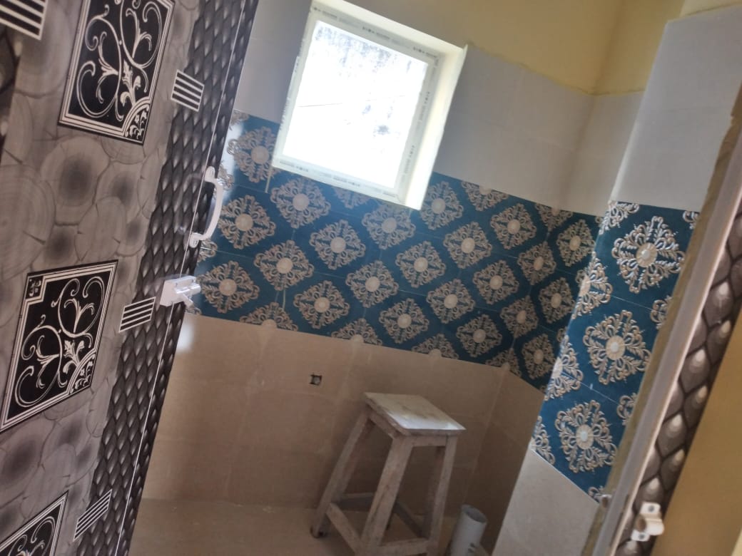 https://findmyroom-property-images-india.s3.ap-south-1.amazonaws.com/talzf-1672722692103-72160.jpeg