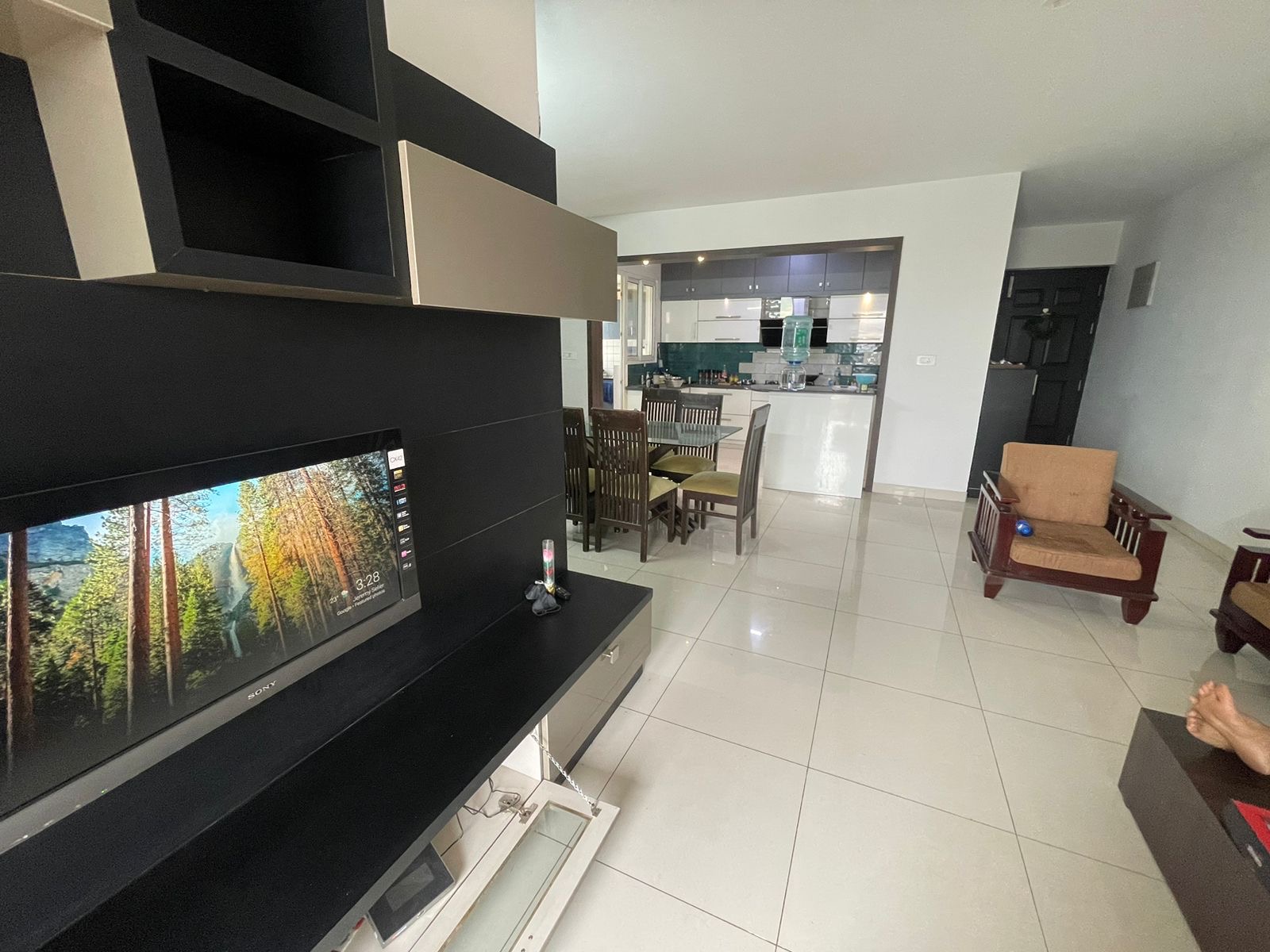 https://findmyroom-property-images-india.s3.ap-south-1.amazonaws.com/tczpy-1724918343841-12873.jpeg