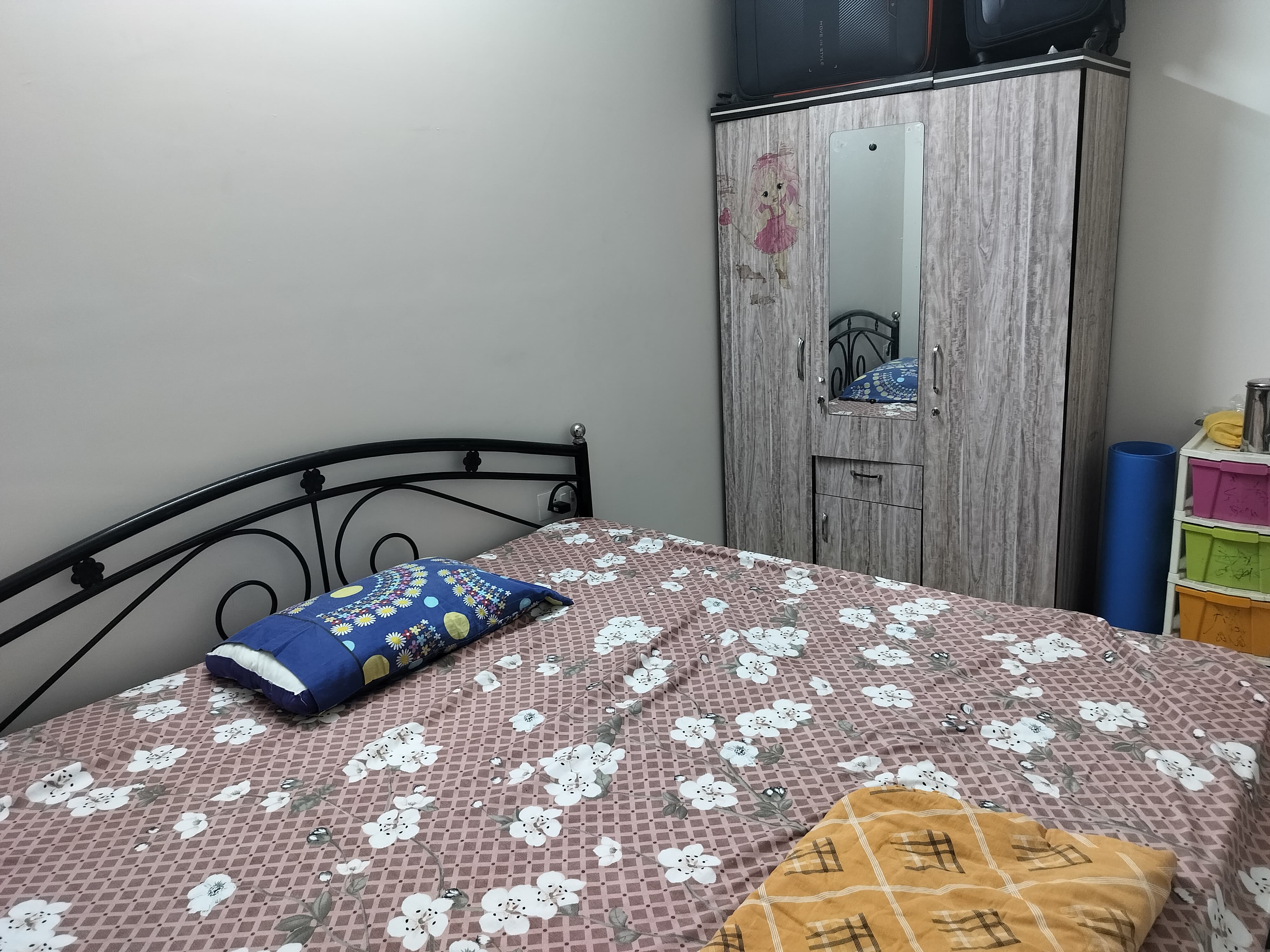https://findmyroom-property-images-india.s3.ap-south-1.amazonaws.com/tdsph-1757384857606-88773.jpeg