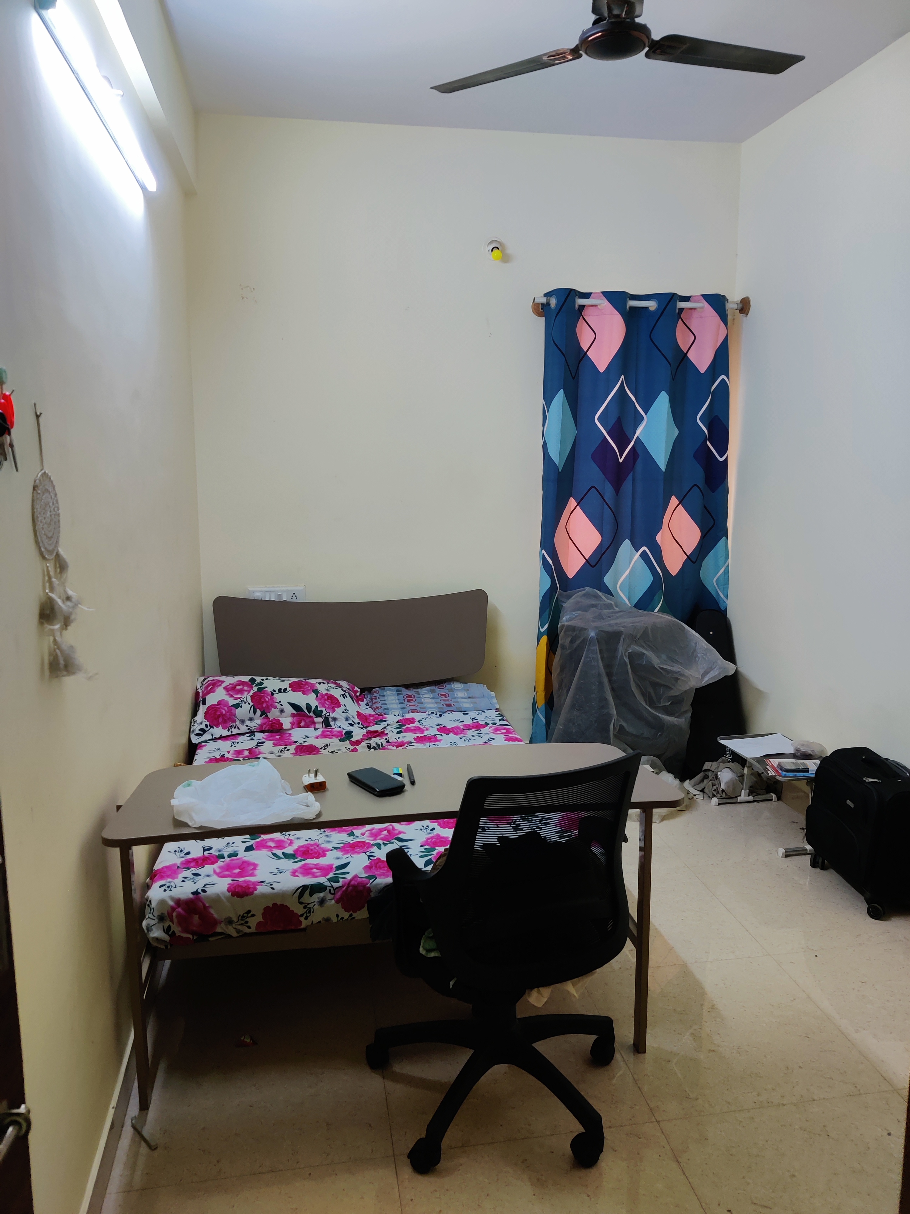 https://findmyroom-property-images-india.s3.ap-south-1.amazonaws.com/teinp-1749288568699-48862.jpg