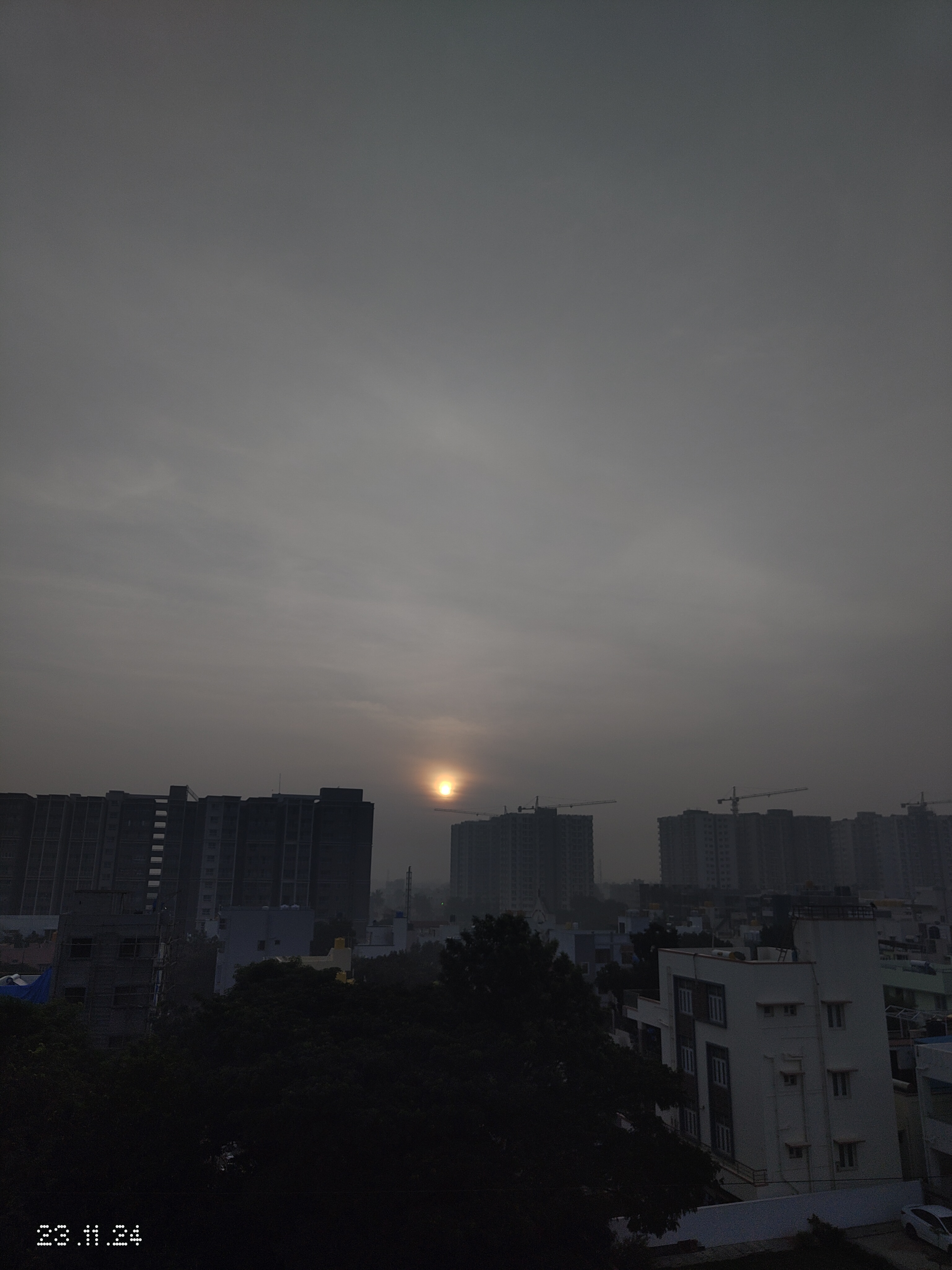 https://findmyroom-property-images-india.s3.ap-south-1.amazonaws.com/teyzr-1741672876301-82370.jpg