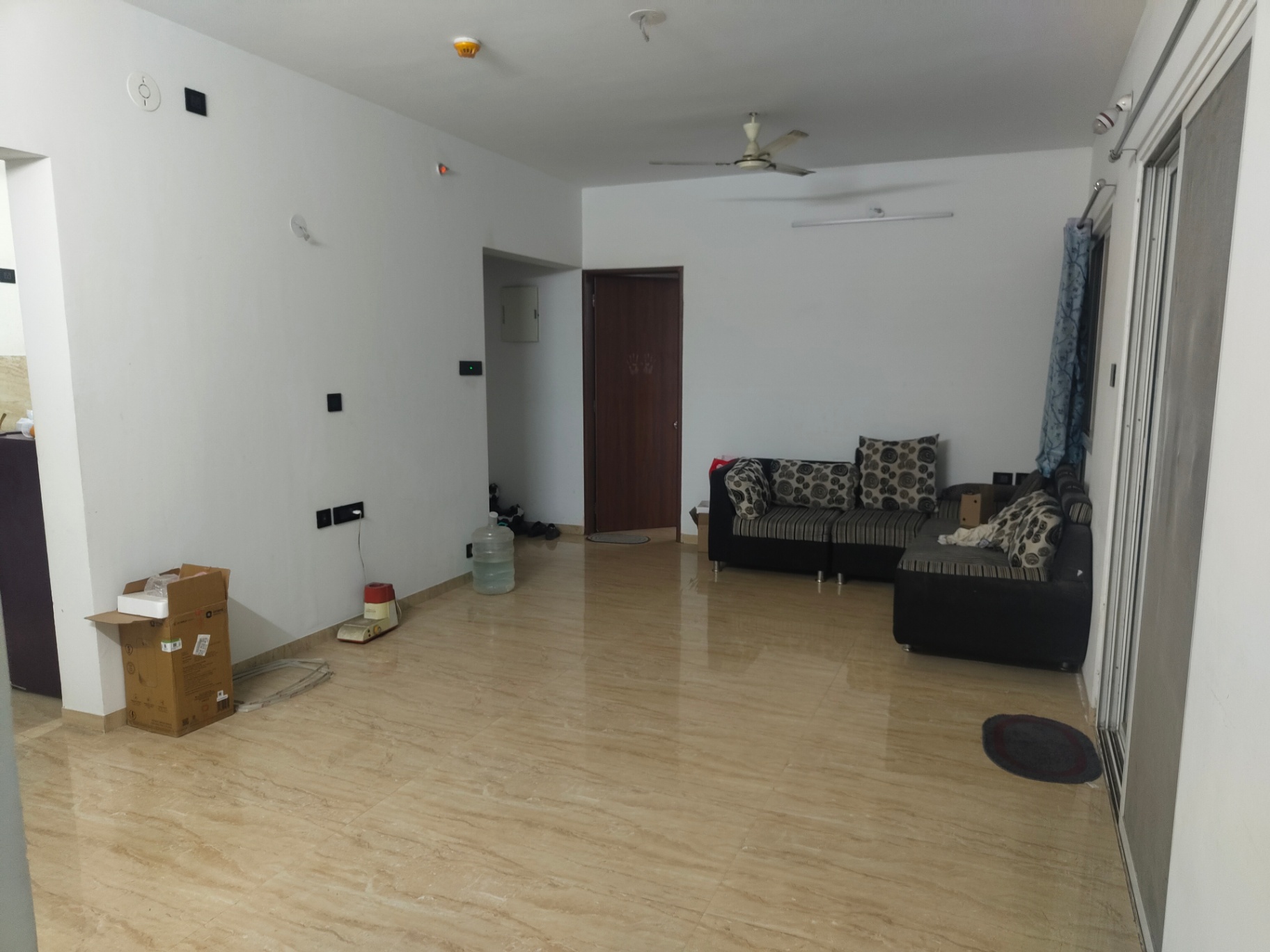 https://findmyroom-property-images-india.s3.ap-south-1.amazonaws.com/tfhjq-1767766841672-03388