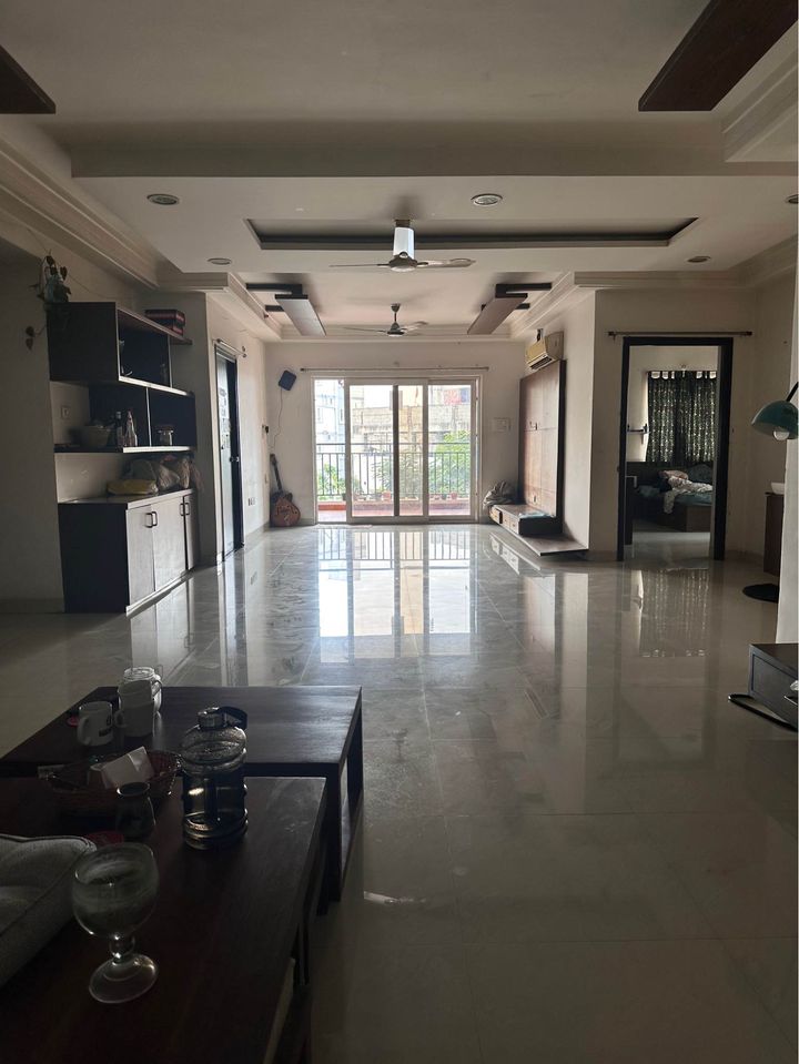 https://findmyroom-property-images-india.s3.ap-south-1.amazonaws.com/tflre-1704271264919-37258.jpg