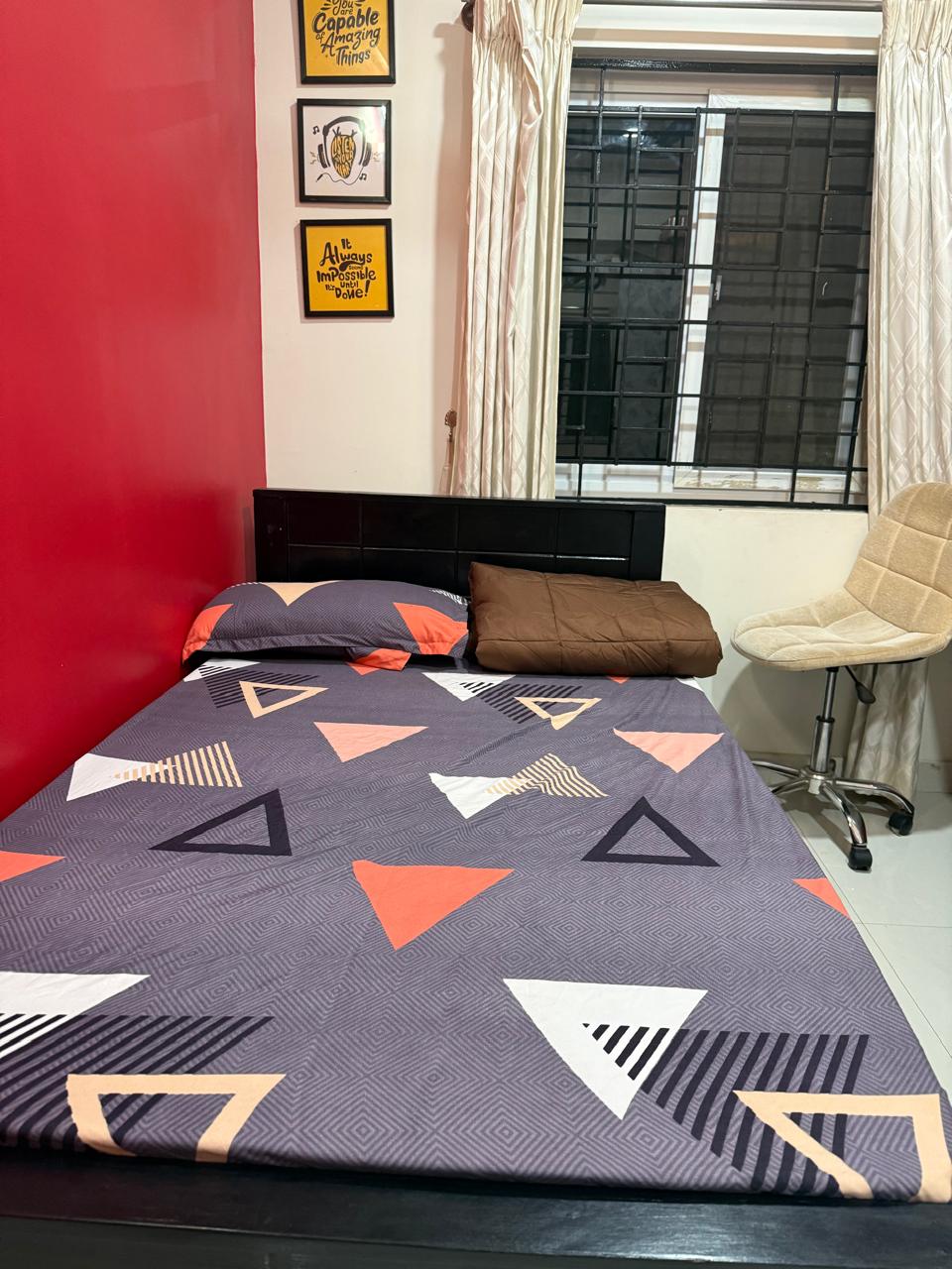 https://findmyroom-property-images-india.s3.ap-south-1.amazonaws.com/tgkir-1758968130595-48253.jpeg