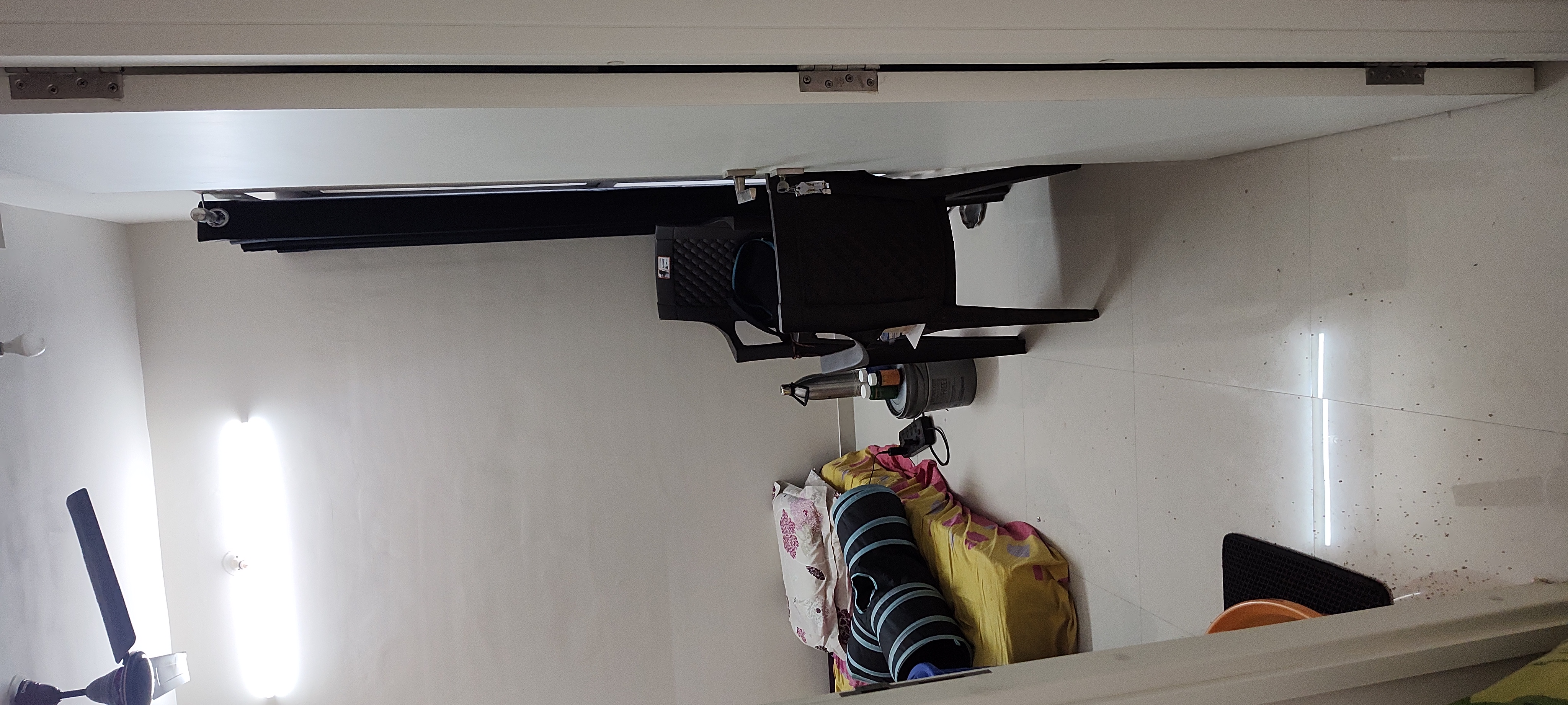 https://findmyroom-property-images-india.s3.ap-south-1.amazonaws.com/tgkre-1737267672899-34746.jpg