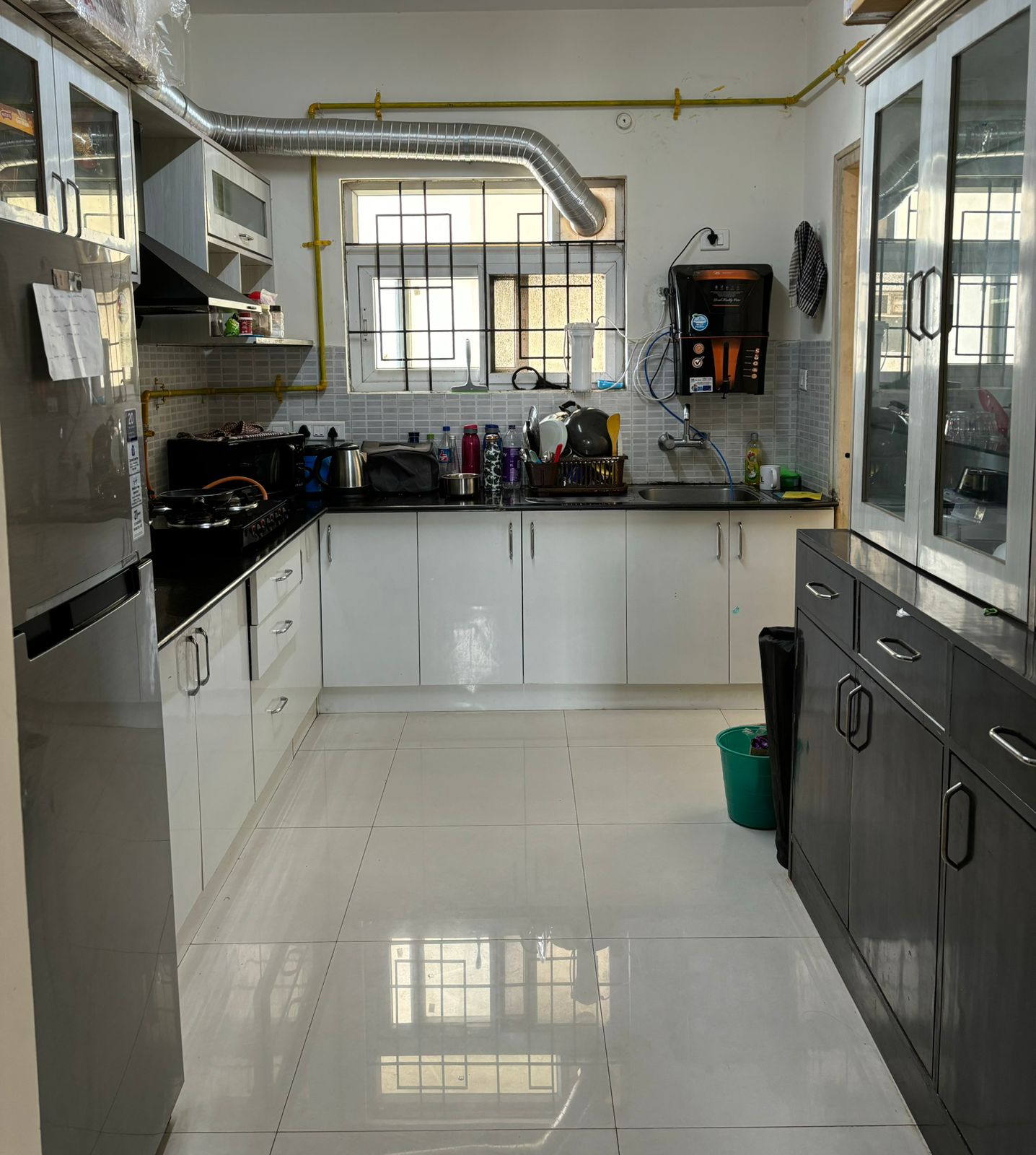 https://findmyroom-property-images-india.s3.ap-south-1.amazonaws.com/tmqwn-1721713560586-21346.jpg