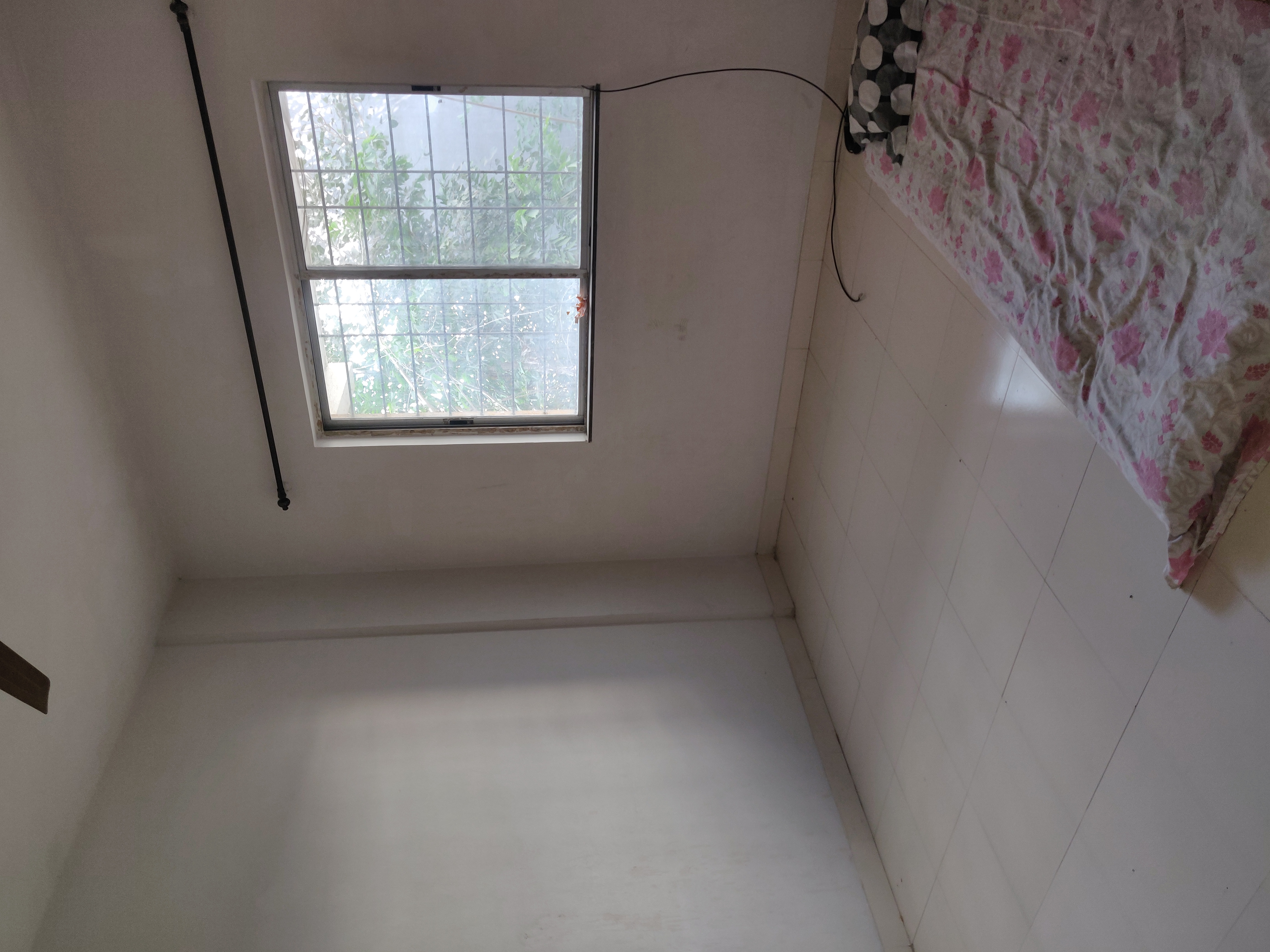 https://findmyroom-property-images-india.s3.ap-south-1.amazonaws.com/tsbso-1645343573416-78712.jpg