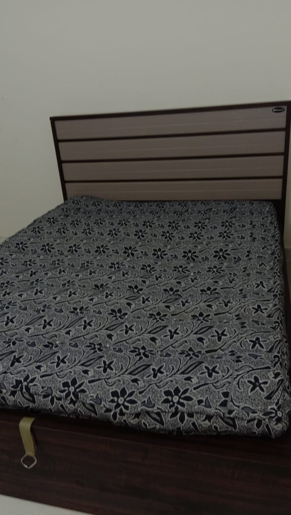 https://findmyroom-property-images-india.s3.ap-south-1.amazonaws.com/tscsh-1657468048159-12417.jpeg