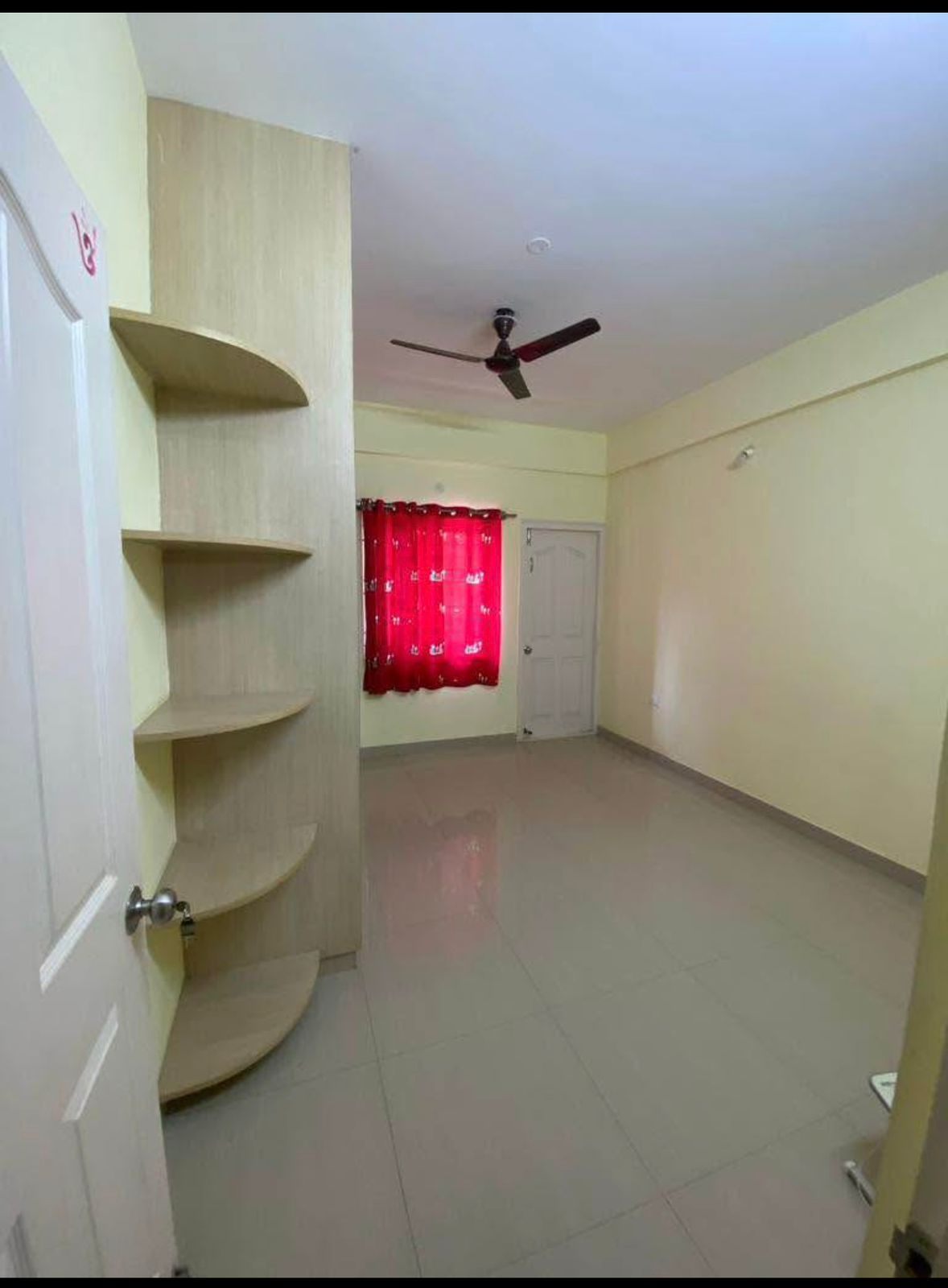 https://findmyroom-property-images-india.s3.ap-south-1.amazonaws.com/twftv-1767705066822-14816