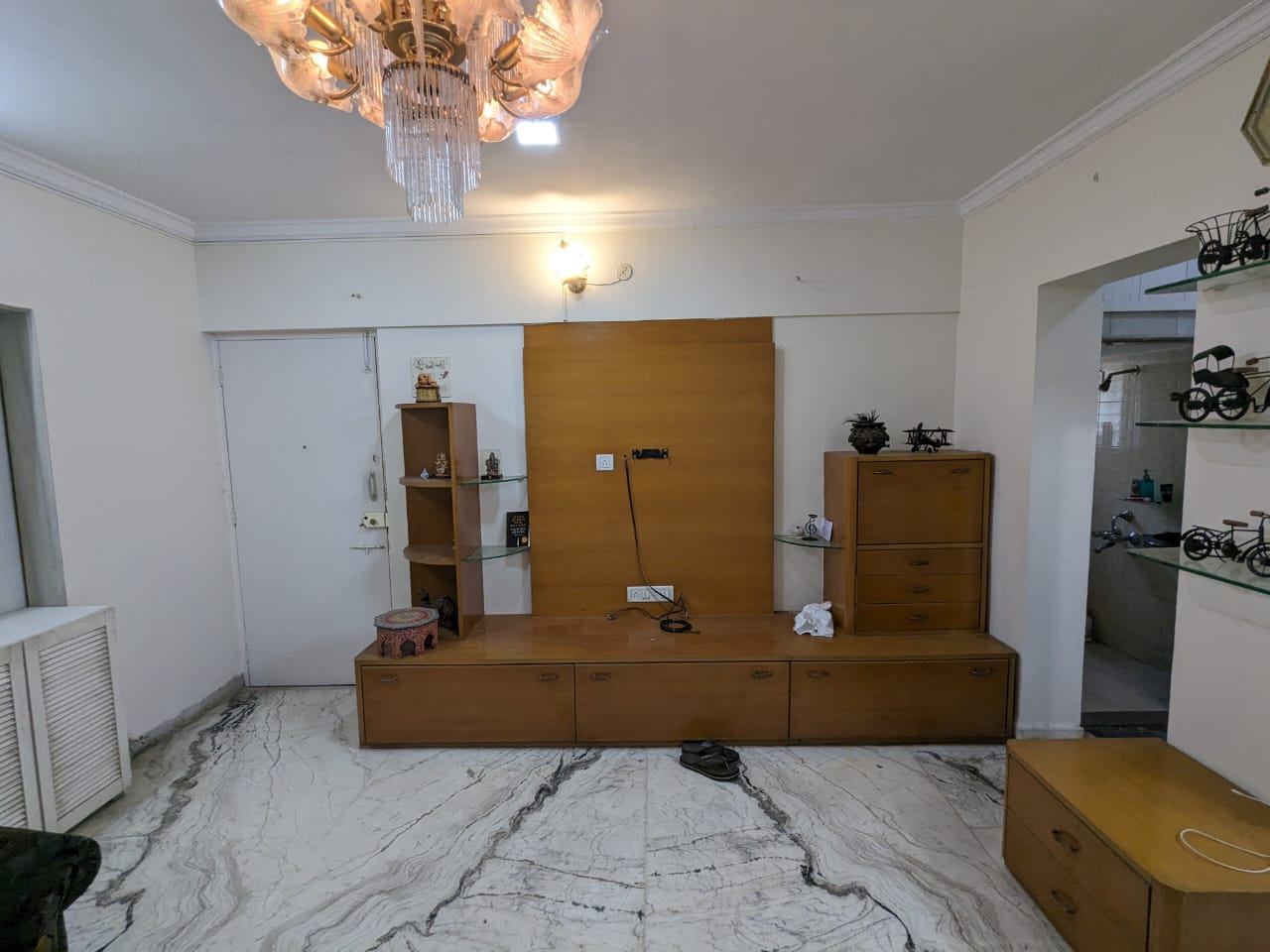 https://findmyroom-property-images-india.s3.ap-south-1.amazonaws.com/txvvu-1760286155854-65864