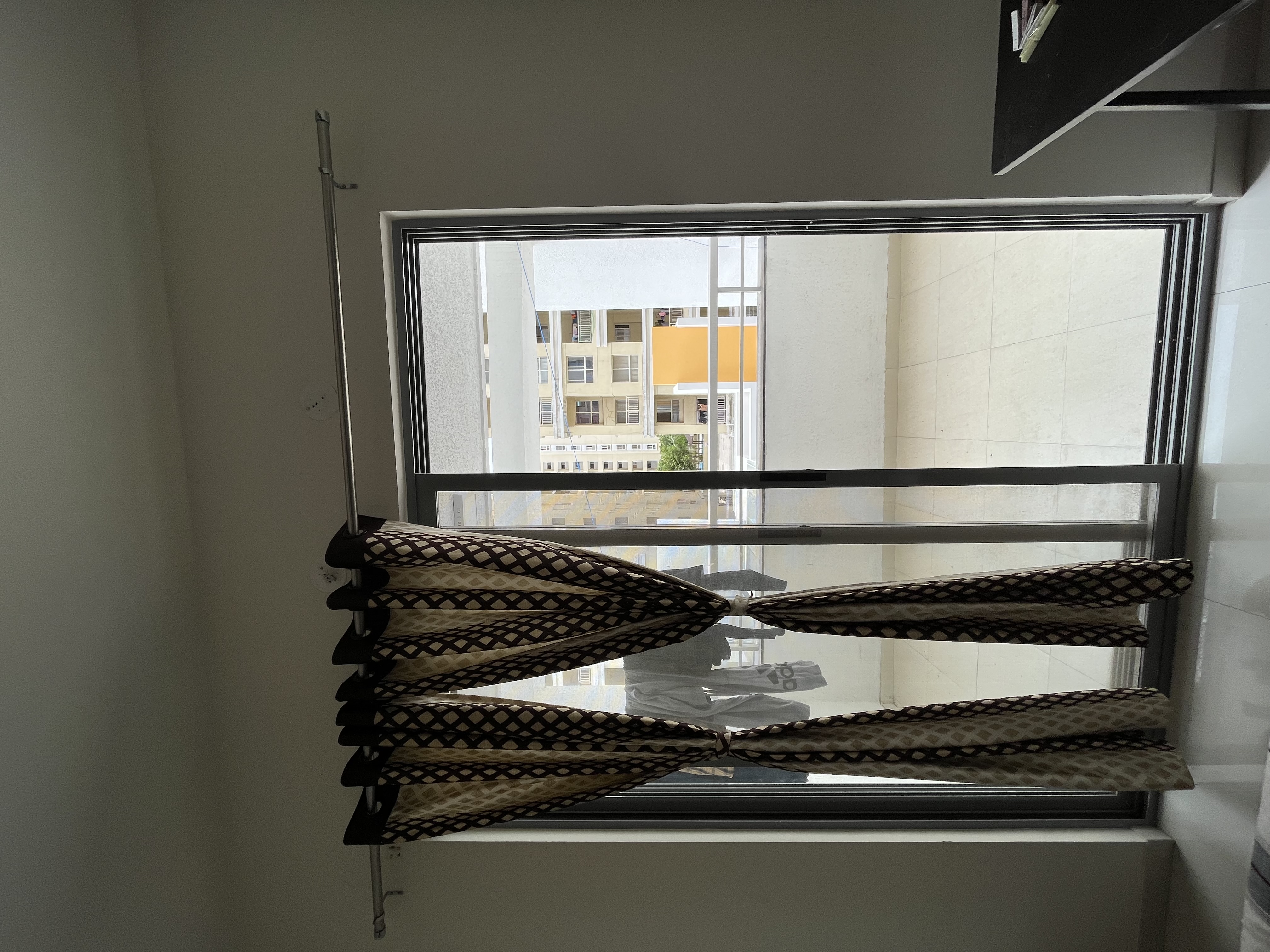 https://findmyroom-property-images-india.s3.ap-south-1.amazonaws.com/ubfzi-1689674110017-55138.jpeg