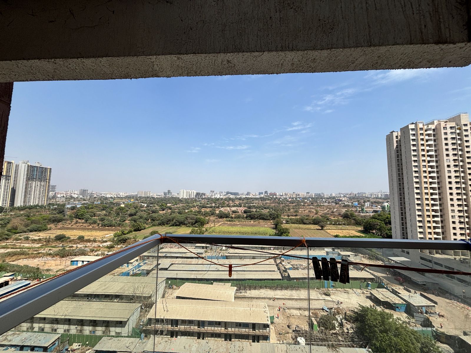 https://findmyroom-property-images-india.s3.ap-south-1.amazonaws.com/uduze-1745425423586-27541.jpg