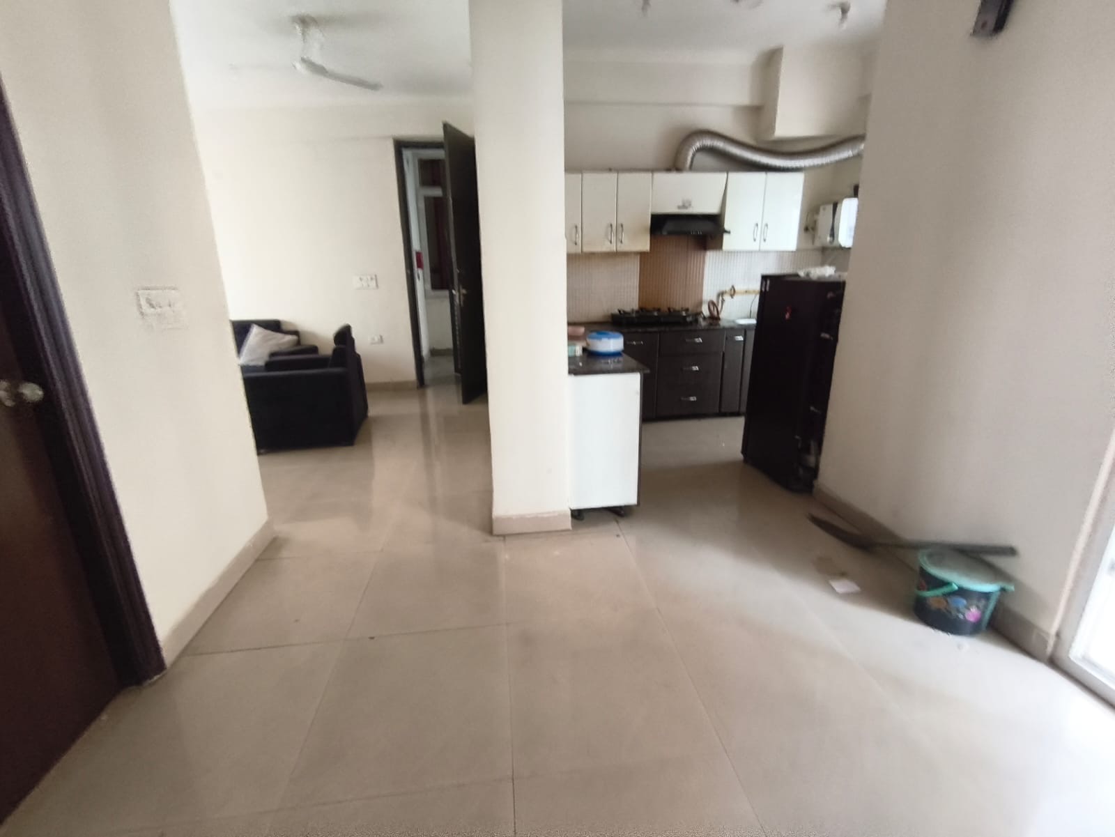 https://findmyroom-property-images-india.s3.ap-south-1.amazonaws.com/udznd-1754572075817-85307.jpeg