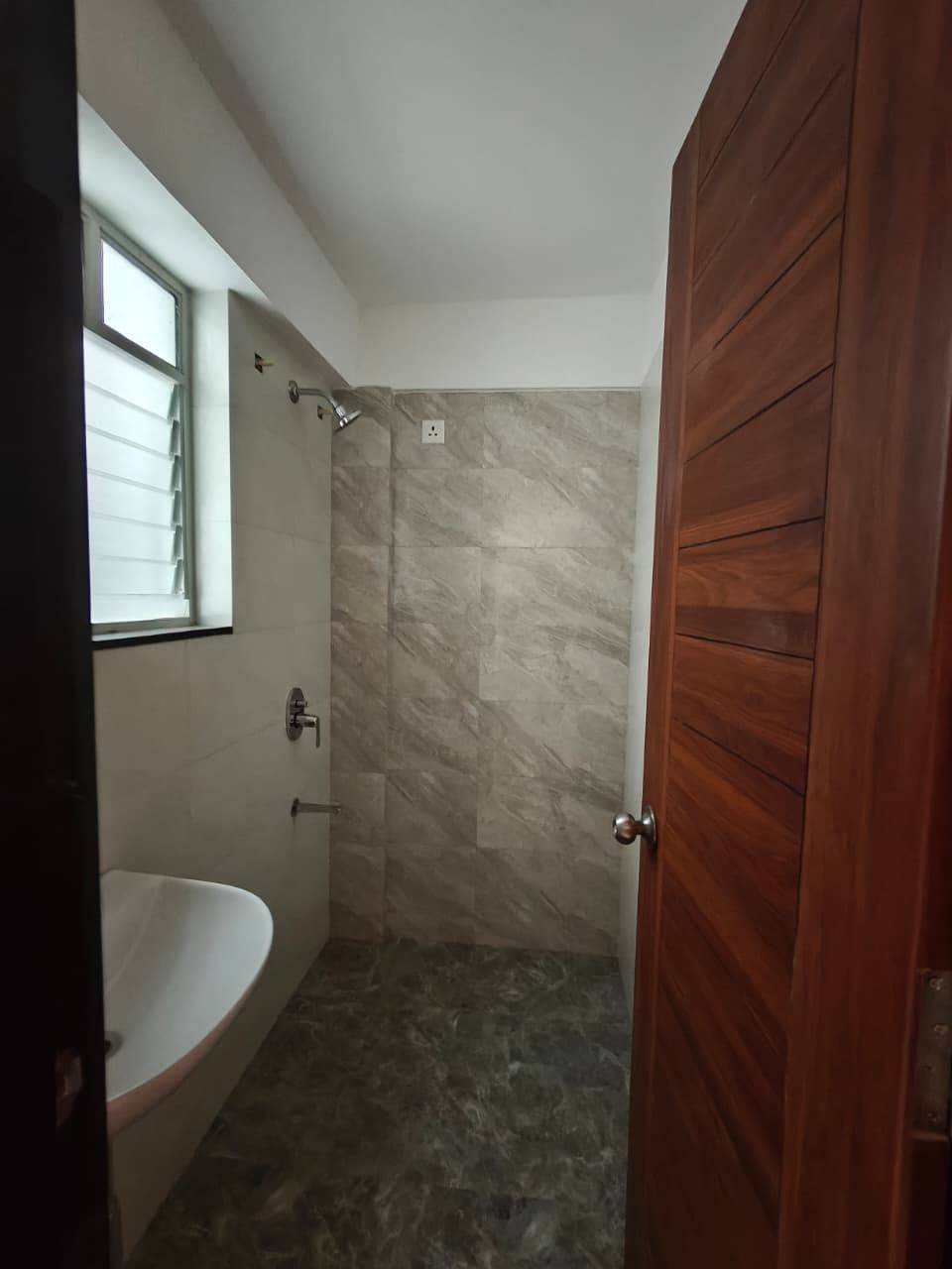 https://findmyroom-property-images-india.s3.ap-south-1.amazonaws.com/uevto-1759836394294-88566