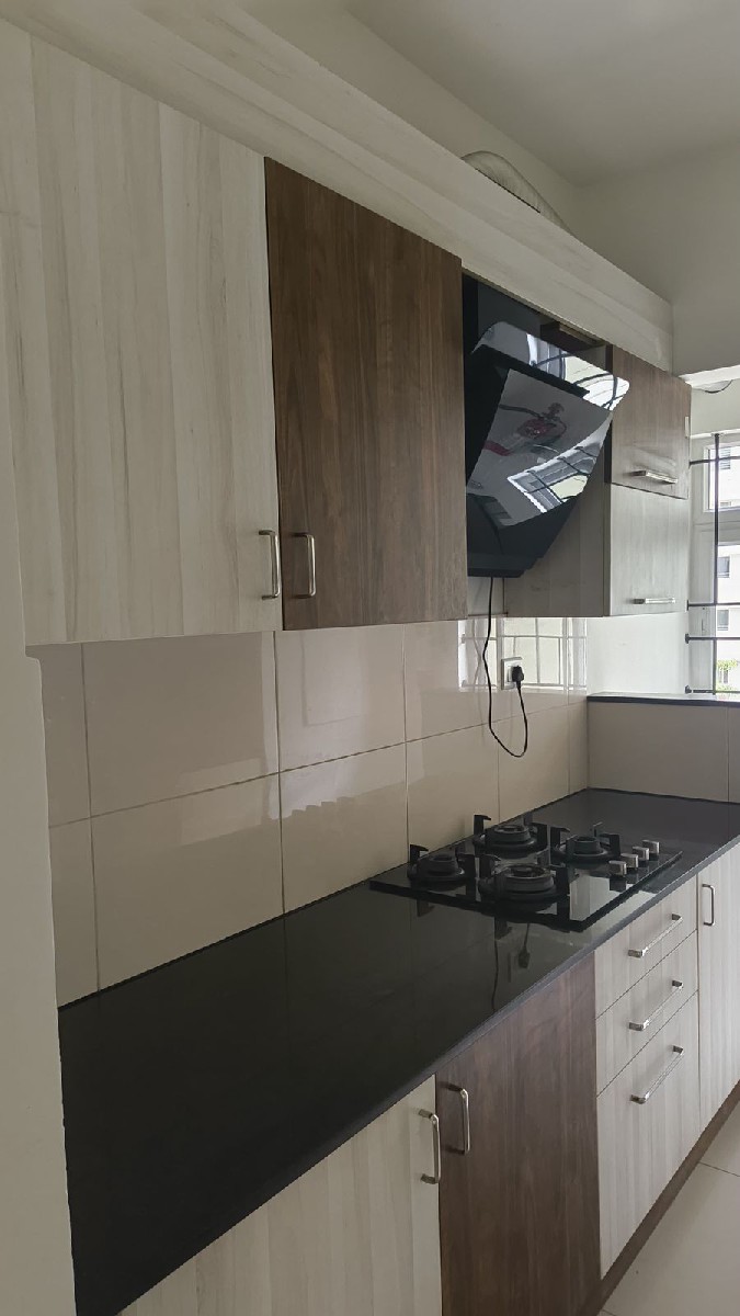 https://findmyroom-property-images-india.s3.ap-south-1.amazonaws.com/ufouf-1744457216772-35156.jpg
