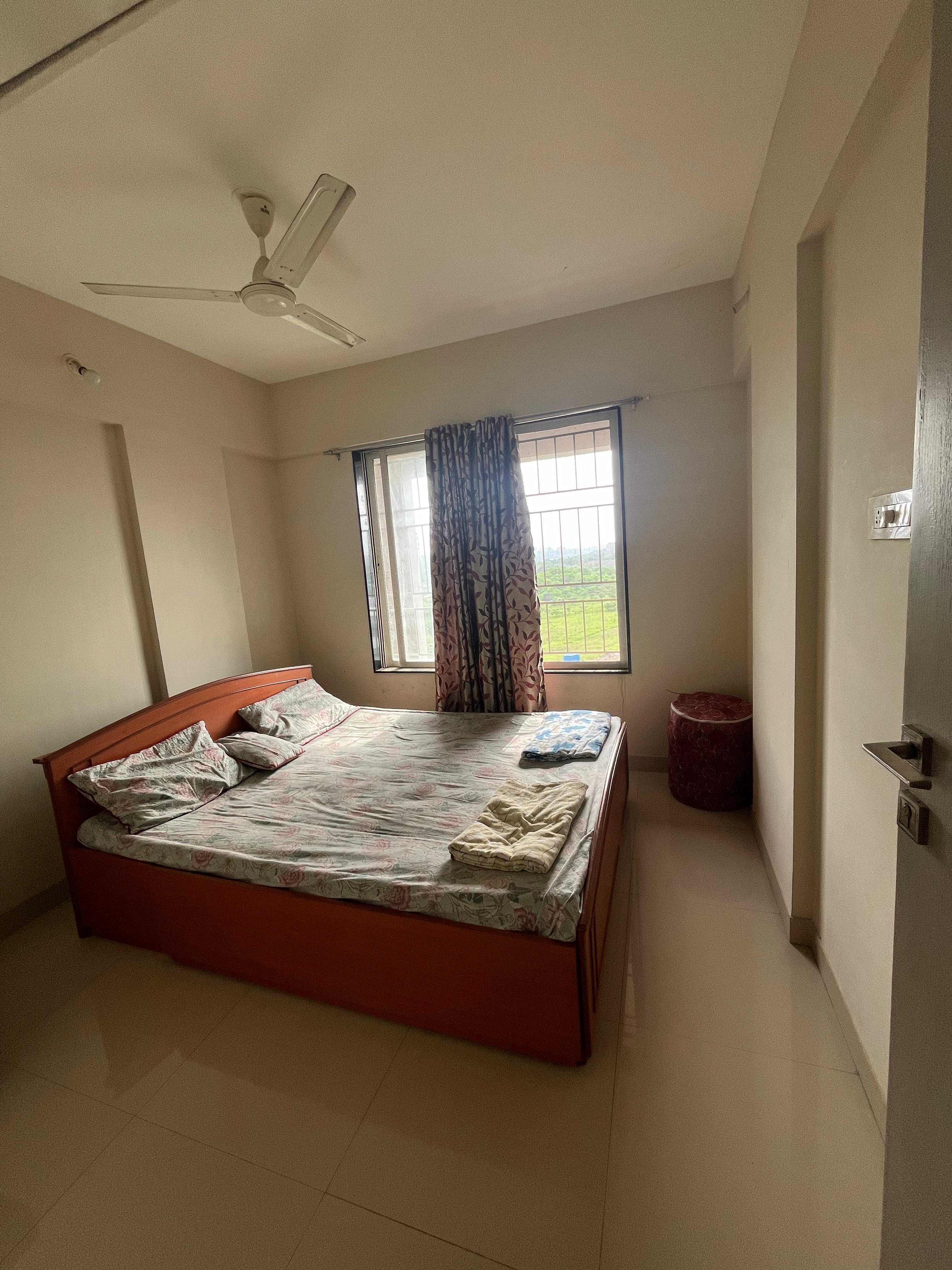 https://findmyroom-property-images-india.s3.ap-south-1.amazonaws.com/ukigq-1748317684994-18580.jpg