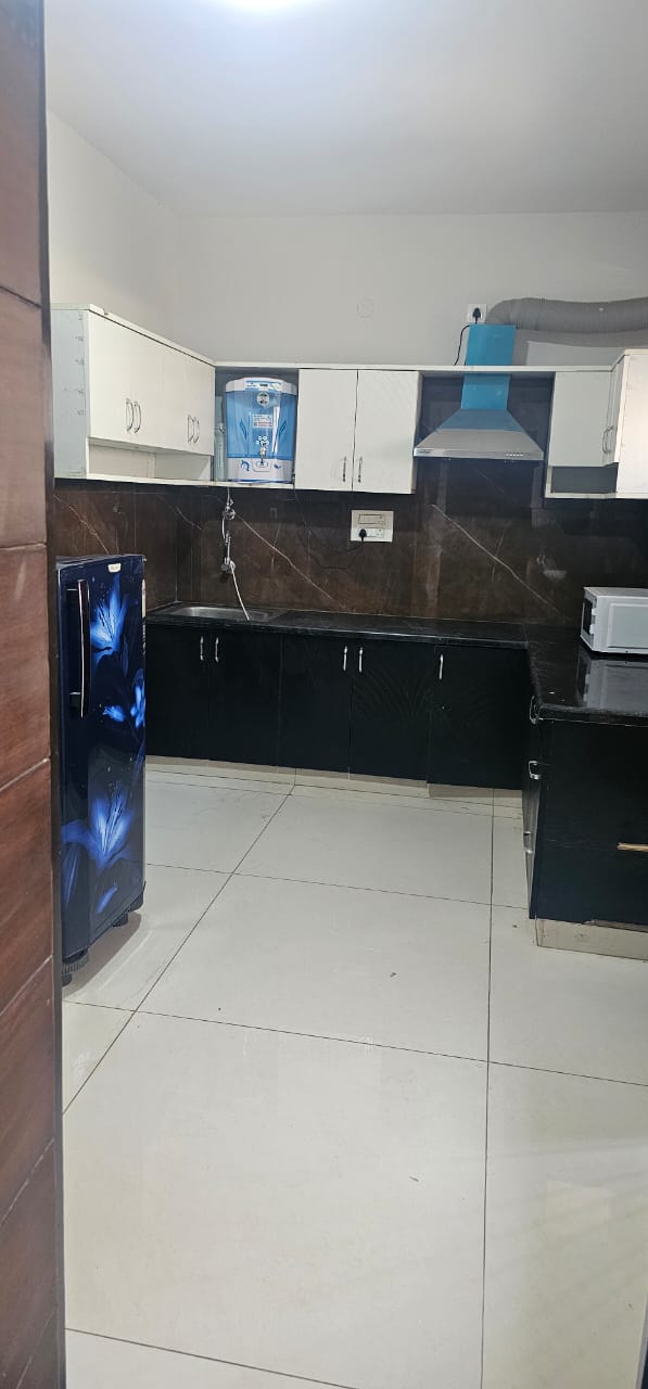 https://findmyroom-property-images-india.s3.ap-south-1.amazonaws.com/ulwur-1725021237102-64358.jpg