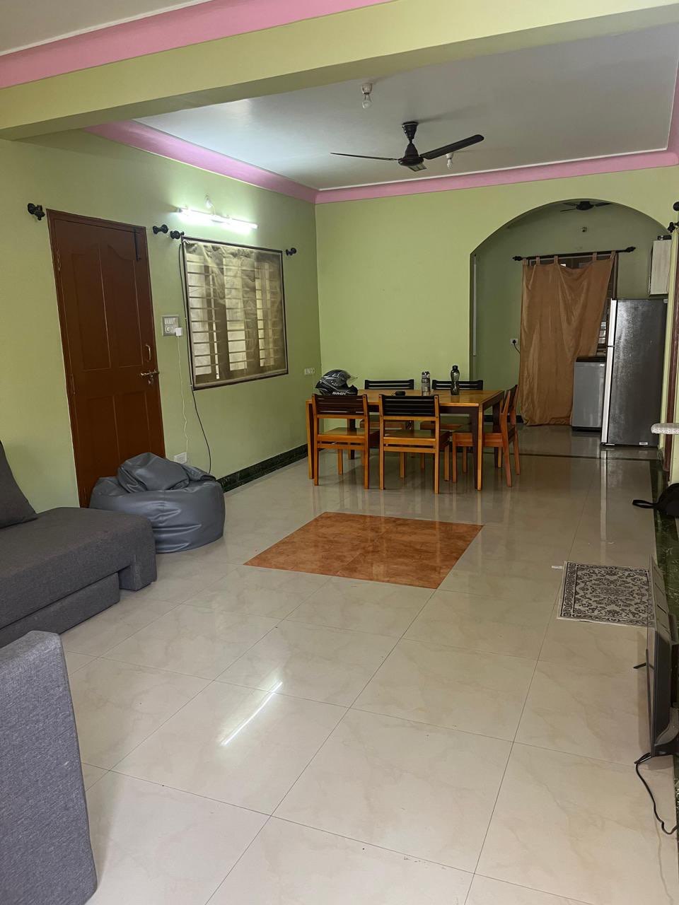 https://findmyroom-property-images-india.s3.ap-south-1.amazonaws.com/uoqzg-1761139220351-20814