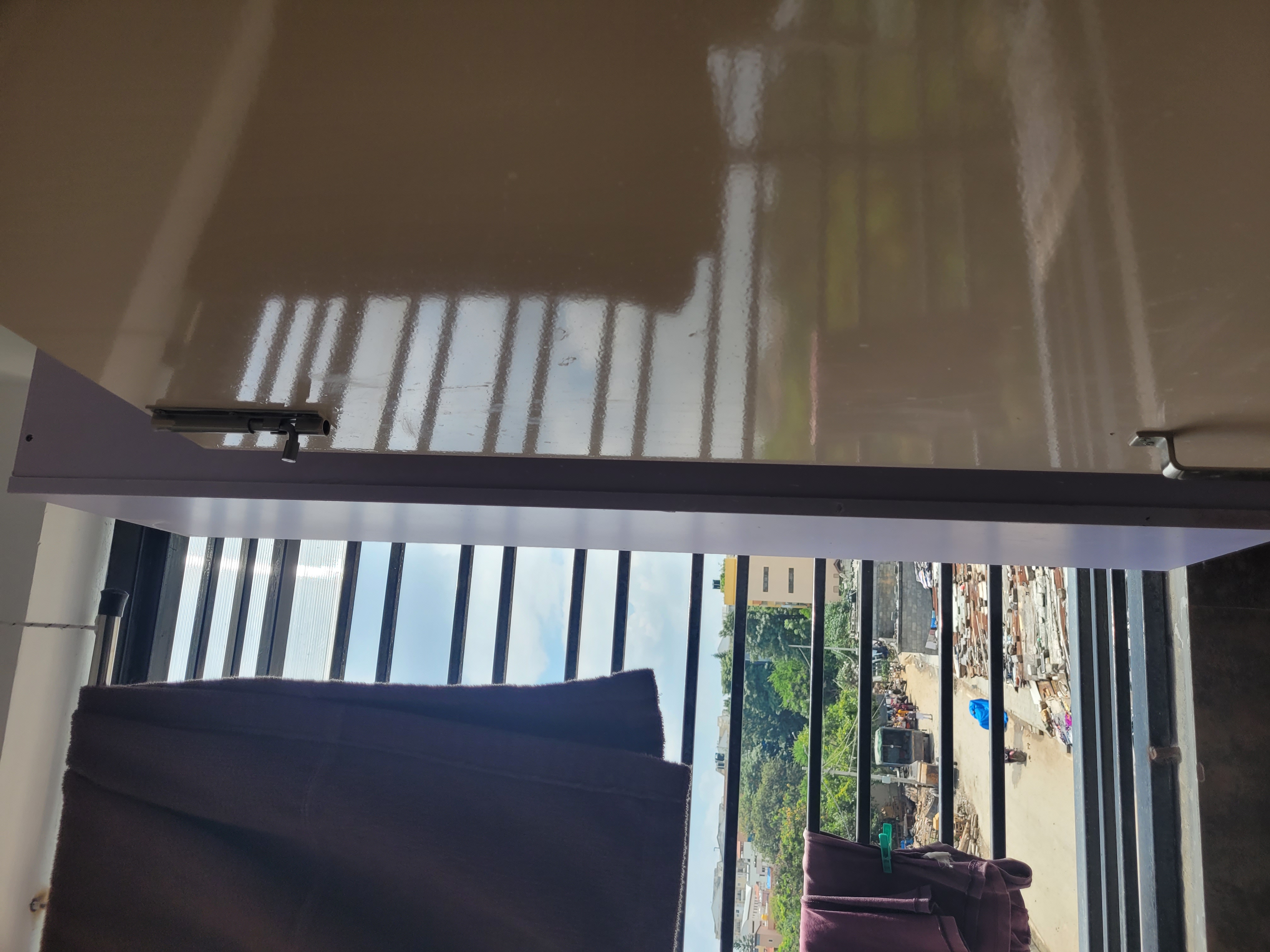 https://findmyroom-property-images-india.s3.ap-south-1.amazonaws.com/urqfb-1698679254345-20001.jpg