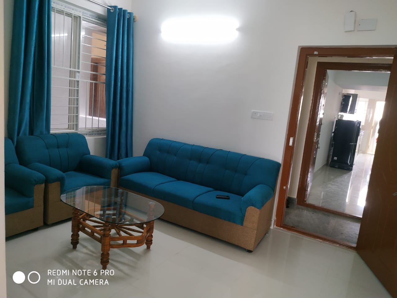 https://findmyroom-property-images-india.s3.ap-south-1.amazonaws.com/usfut-1702892716643-01017.jpeg