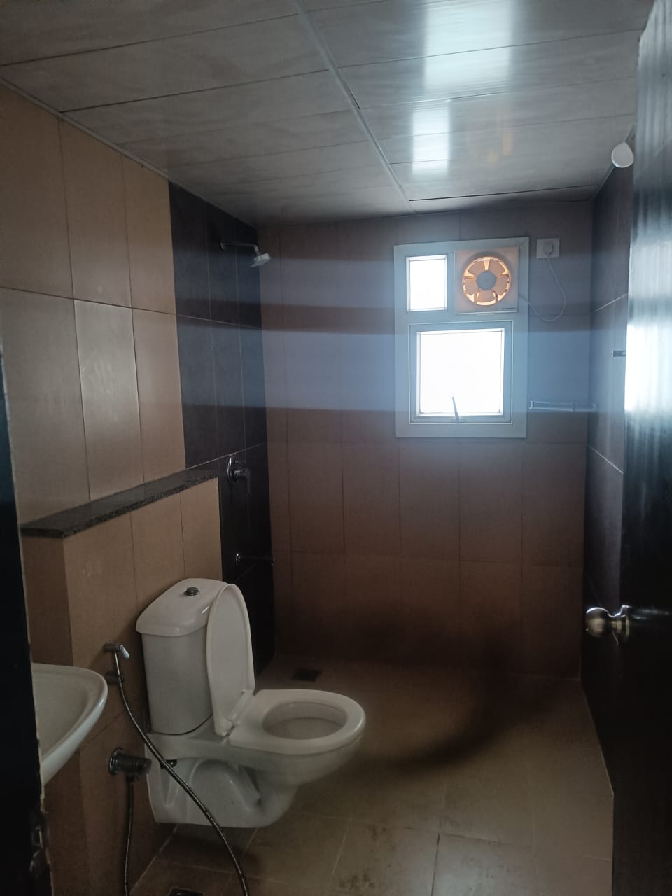 https://findmyroom-property-images-india.s3.ap-south-1.amazonaws.com/usomh-1691506743023-86204.jpeg