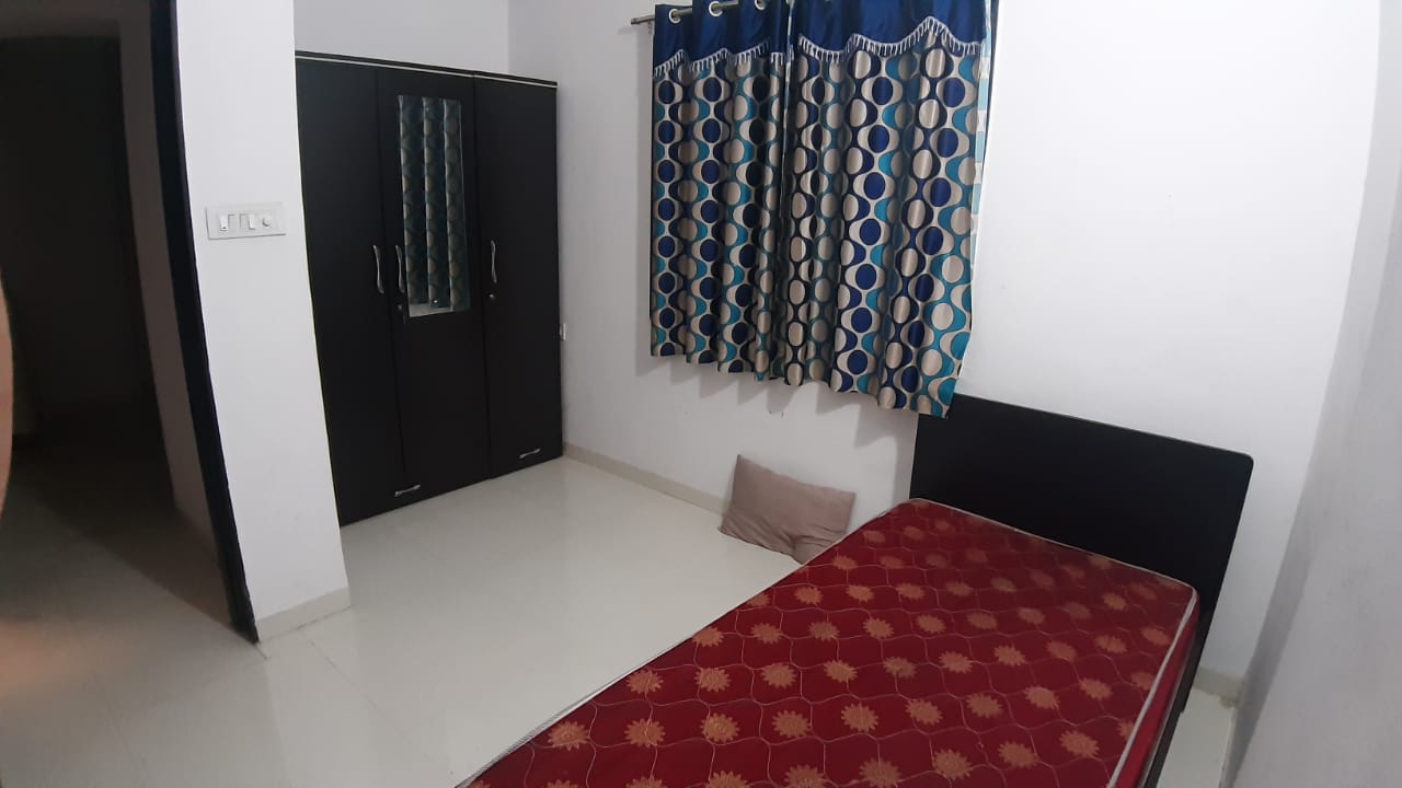 https://findmyroom-property-images-india.s3.ap-south-1.amazonaws.com/uvejp-1716824356266-31760.jpg