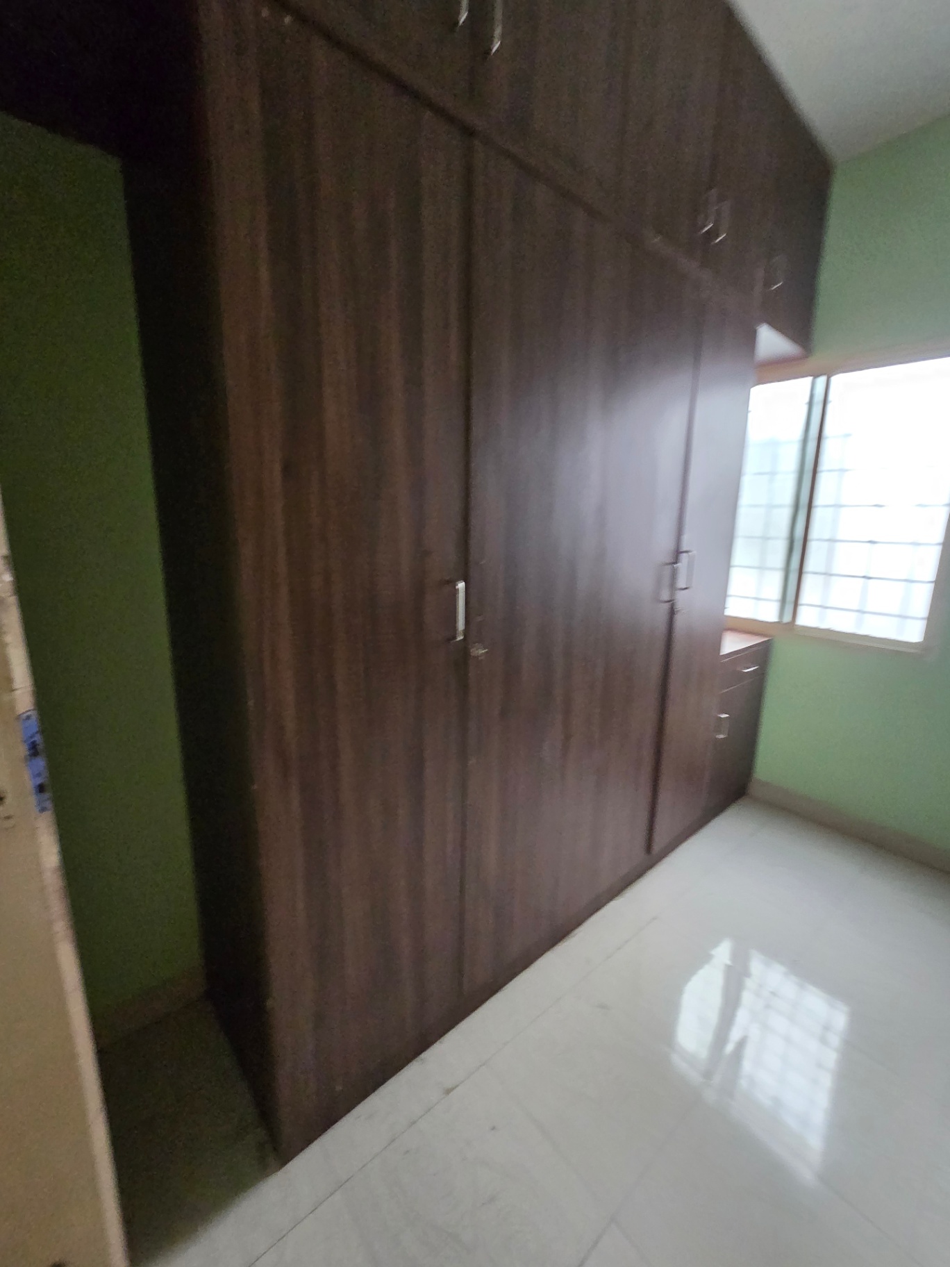 https://findmyroom-property-images-india.s3.ap-south-1.amazonaws.com/uyspa-1769497215979-53410