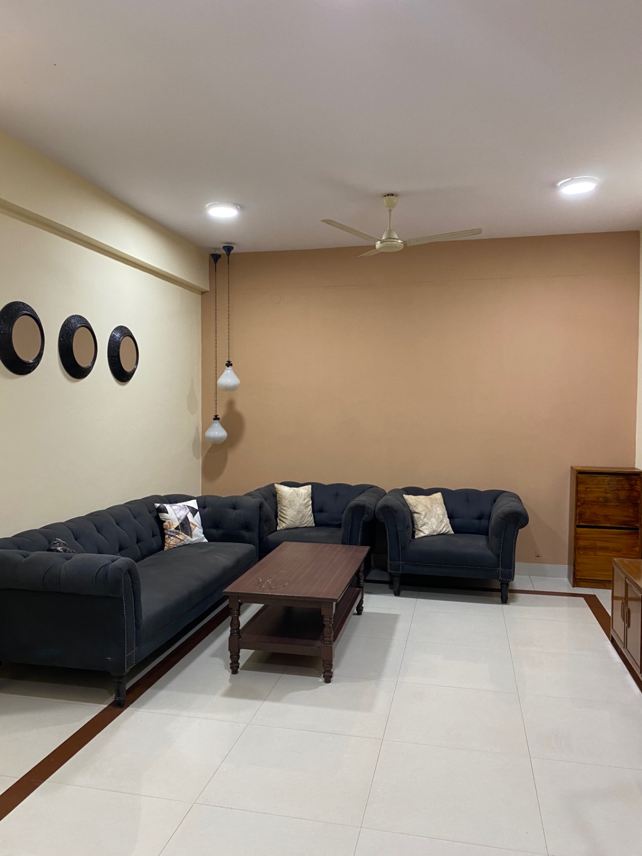 https://findmyroom-property-images-india.s3.ap-south-1.amazonaws.com/vdusr-1769532582933-31571
