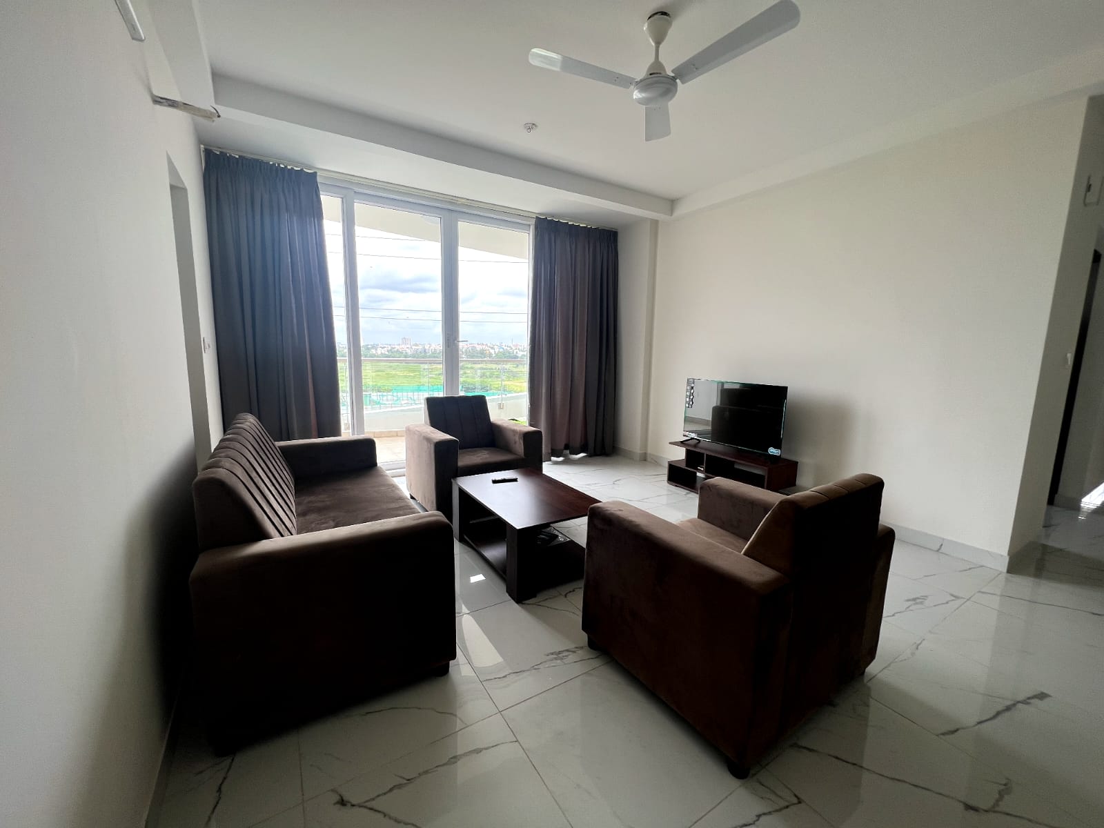 https://findmyroom-property-images-india.s3.ap-south-1.amazonaws.com/vghzn-1756232558711-36432.jpg