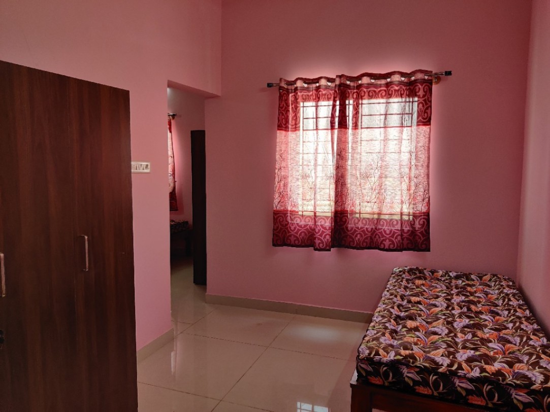 https://findmyroom-property-images-india.s3.ap-south-1.amazonaws.com/viuon-1767865715770-07803