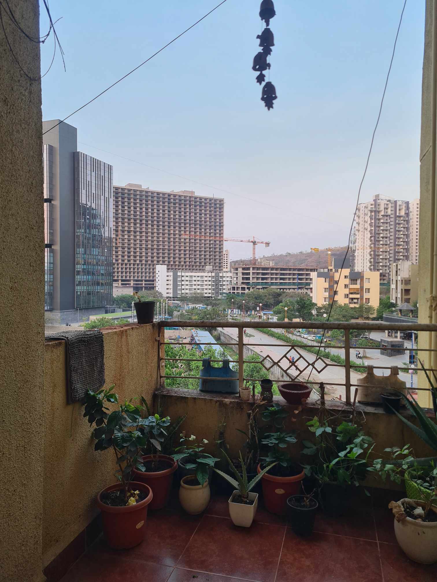 https://findmyroom-property-images-india.s3.ap-south-1.amazonaws.com/vnawn-1712849032046-52658.jpg