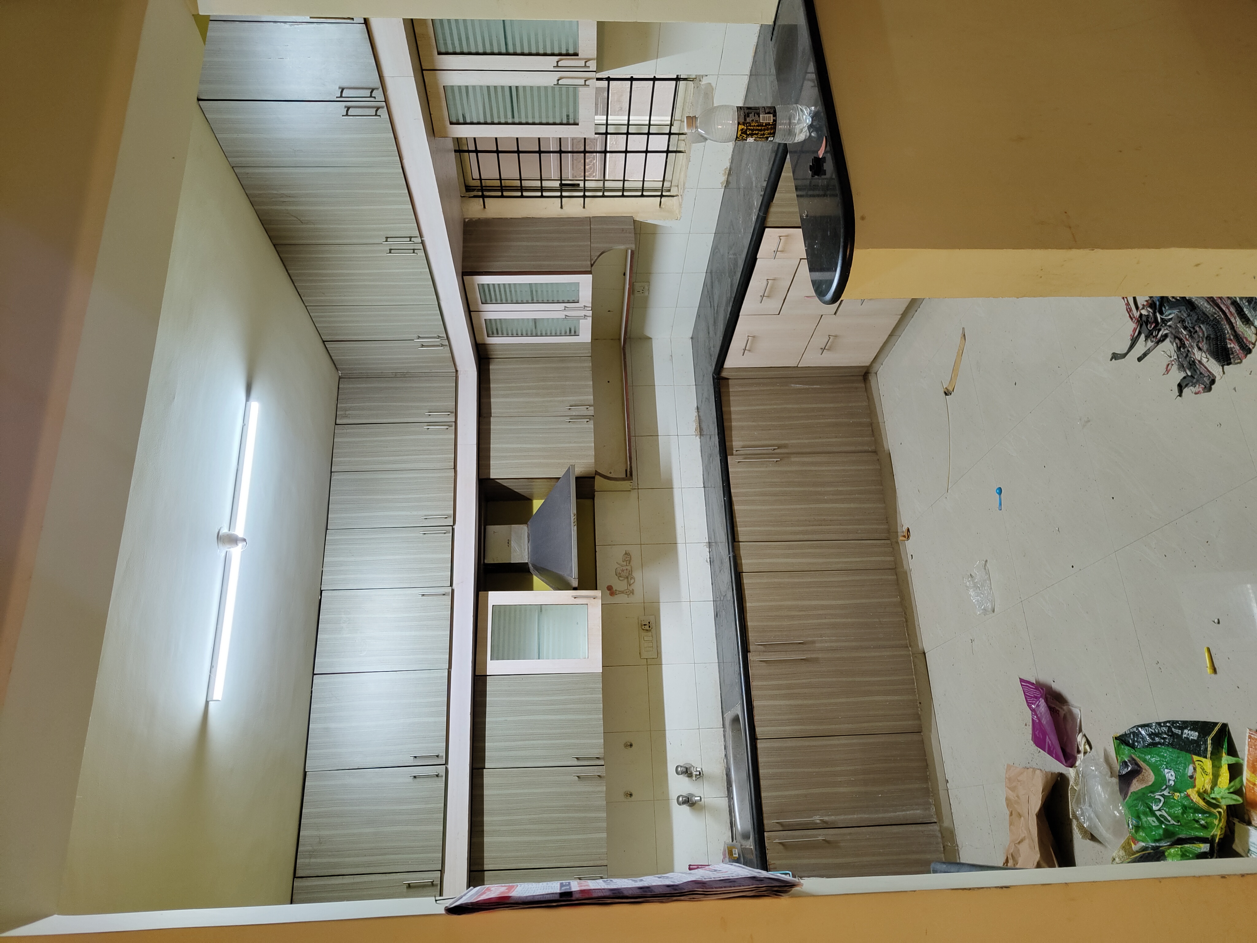 https://findmyroom-property-images-india.s3.ap-south-1.amazonaws.com/vtelk-1711820954666-07041.jpg