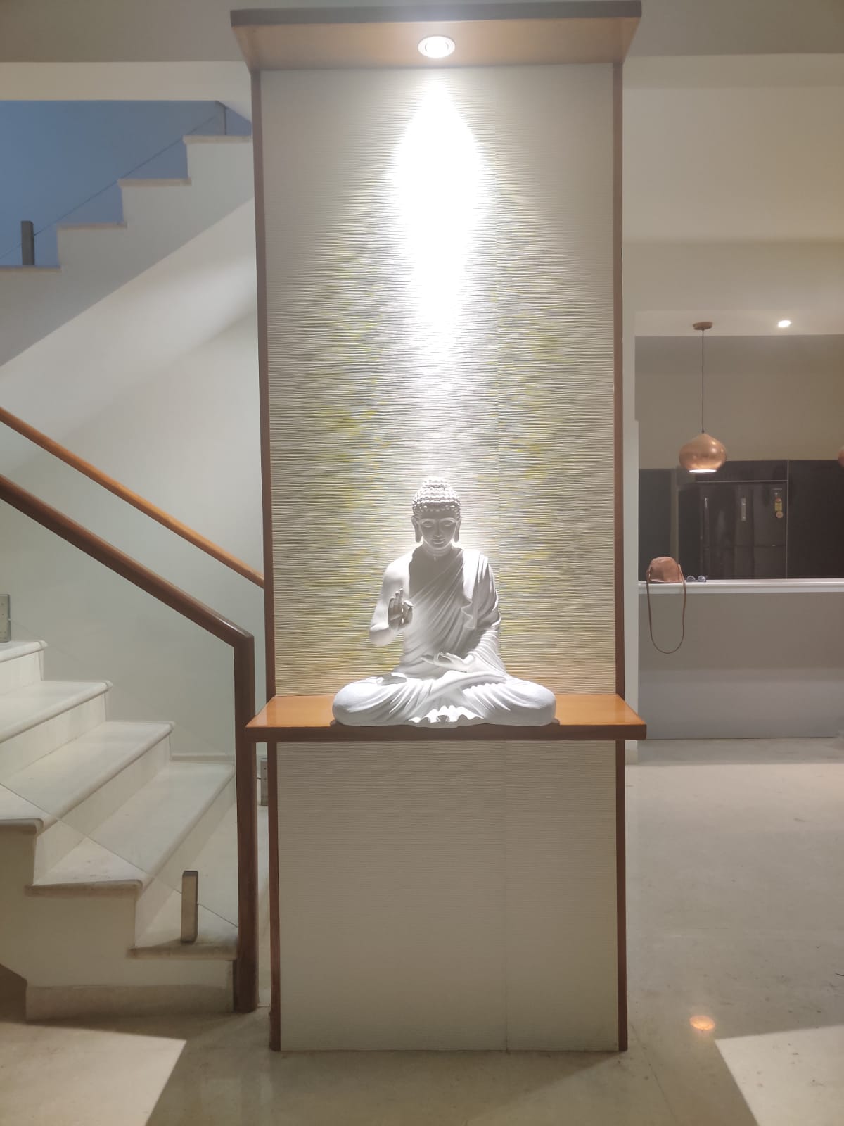 https://findmyroom-property-images-india.s3.ap-south-1.amazonaws.com/vudcw-1695465903854-48116.jpg