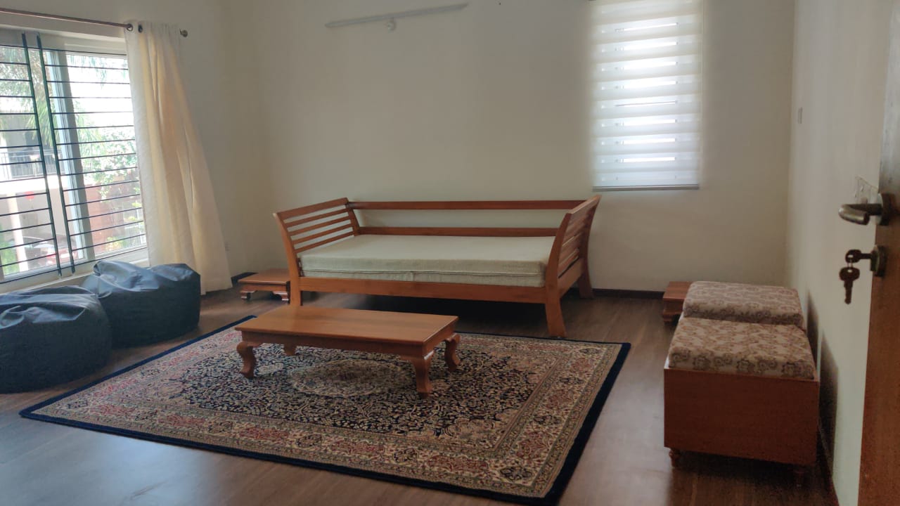 https://findmyroom-property-images-india.s3.ap-south-1.amazonaws.com/vuzir-1695465903855-07355.jpg