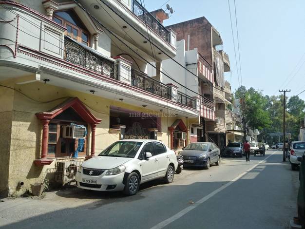 https://findmyroom-property-images-india.s3.ap-south-1.amazonaws.com/wakje-1725188523799-75578.jpg