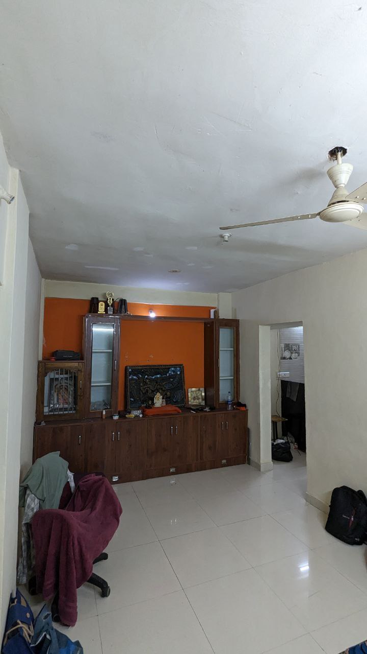 https://findmyroom-property-images-india.s3.ap-south-1.amazonaws.com/wgwgd-1733303034373-02337.jpg