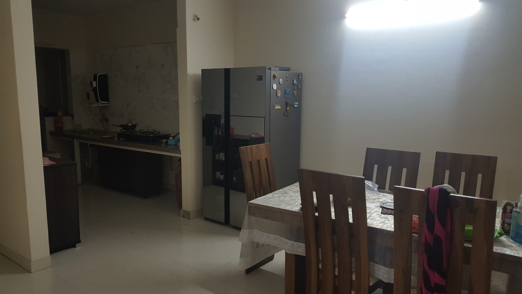 https://findmyroom-property-images-india.s3.ap-south-1.amazonaws.com/whhif-1759831926586-27402