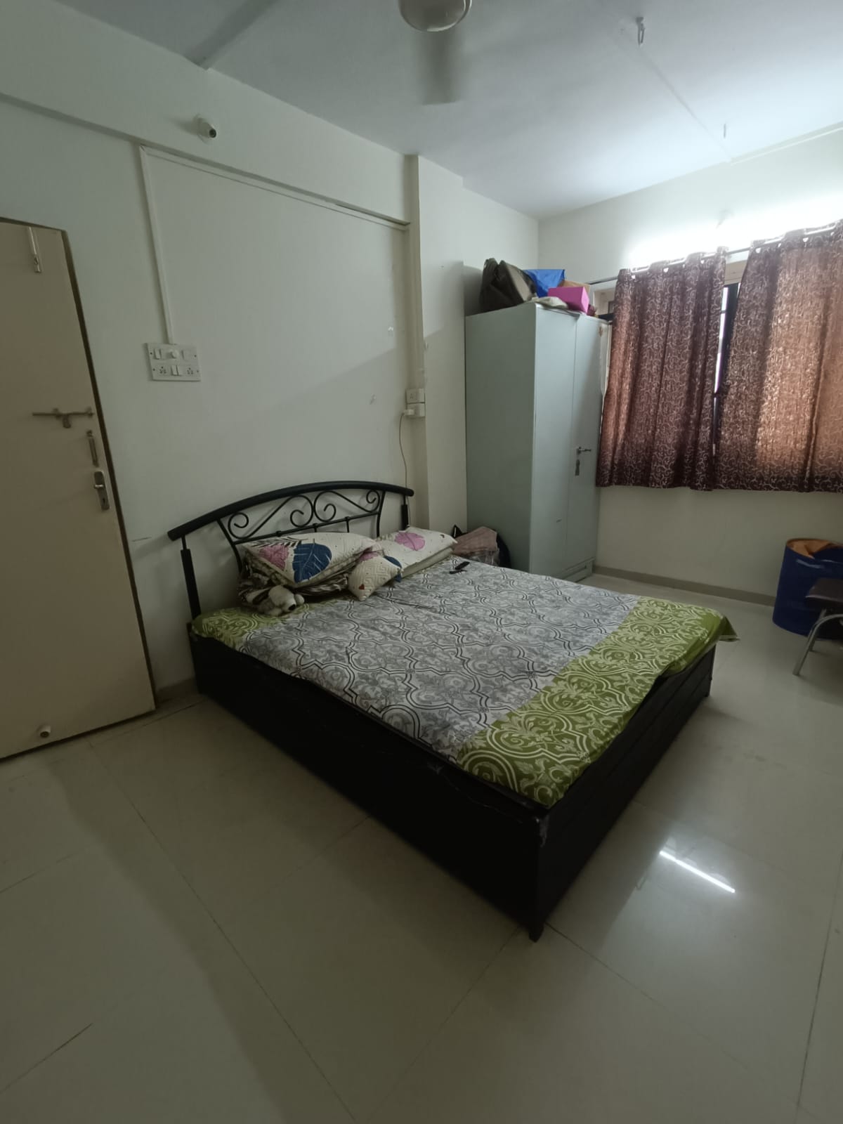 https://findmyroom-property-images-india.s3.ap-south-1.amazonaws.com/wjgnf-1709461792893-85131.jpg