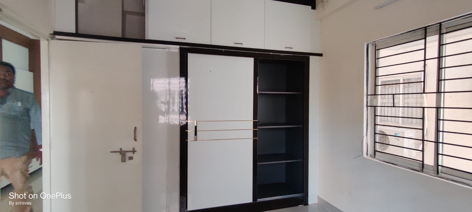 https://findmyroom-property-images-india.s3.ap-south-1.amazonaws.com/wkttu-1704719603944-12364.jpeg