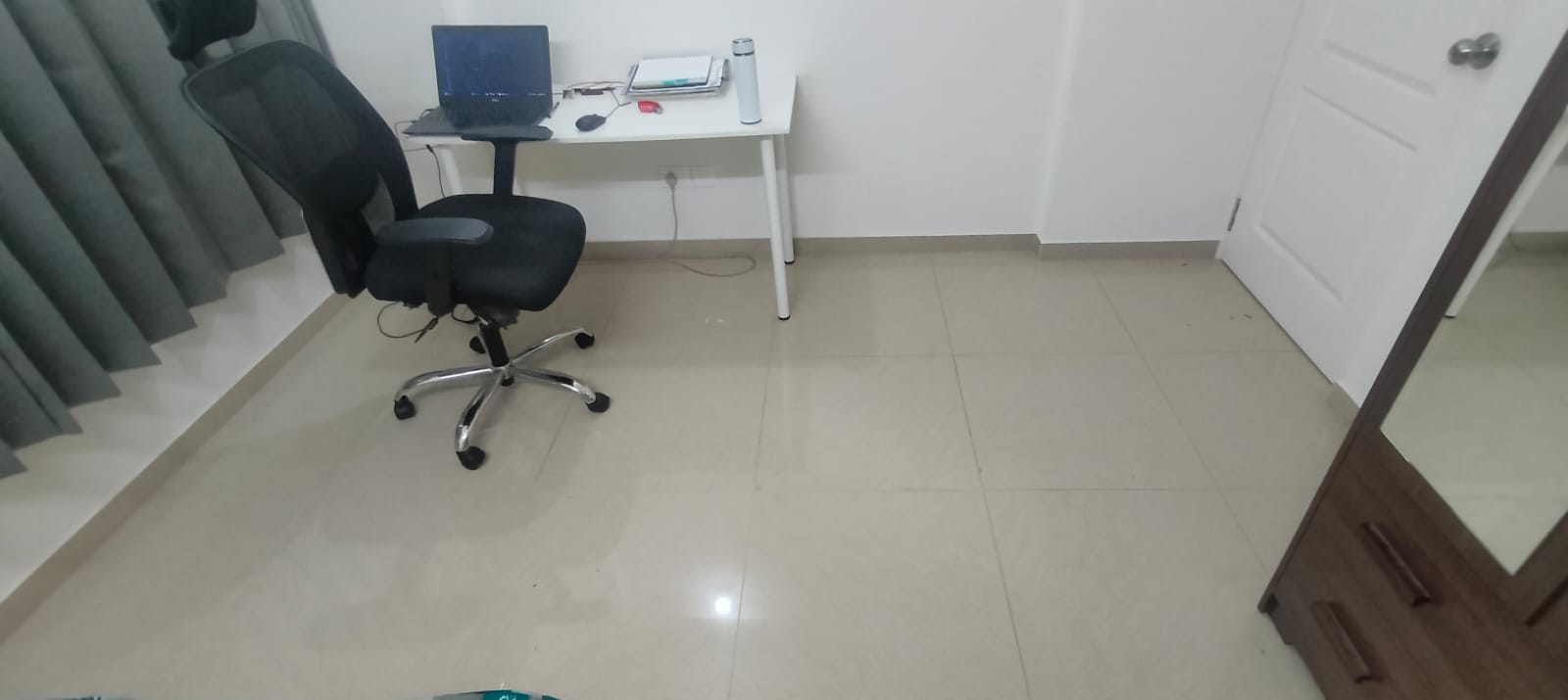 https://findmyroom-property-images-india.s3.ap-south-1.amazonaws.com/wnhsl-1719152118027-55553.jpg