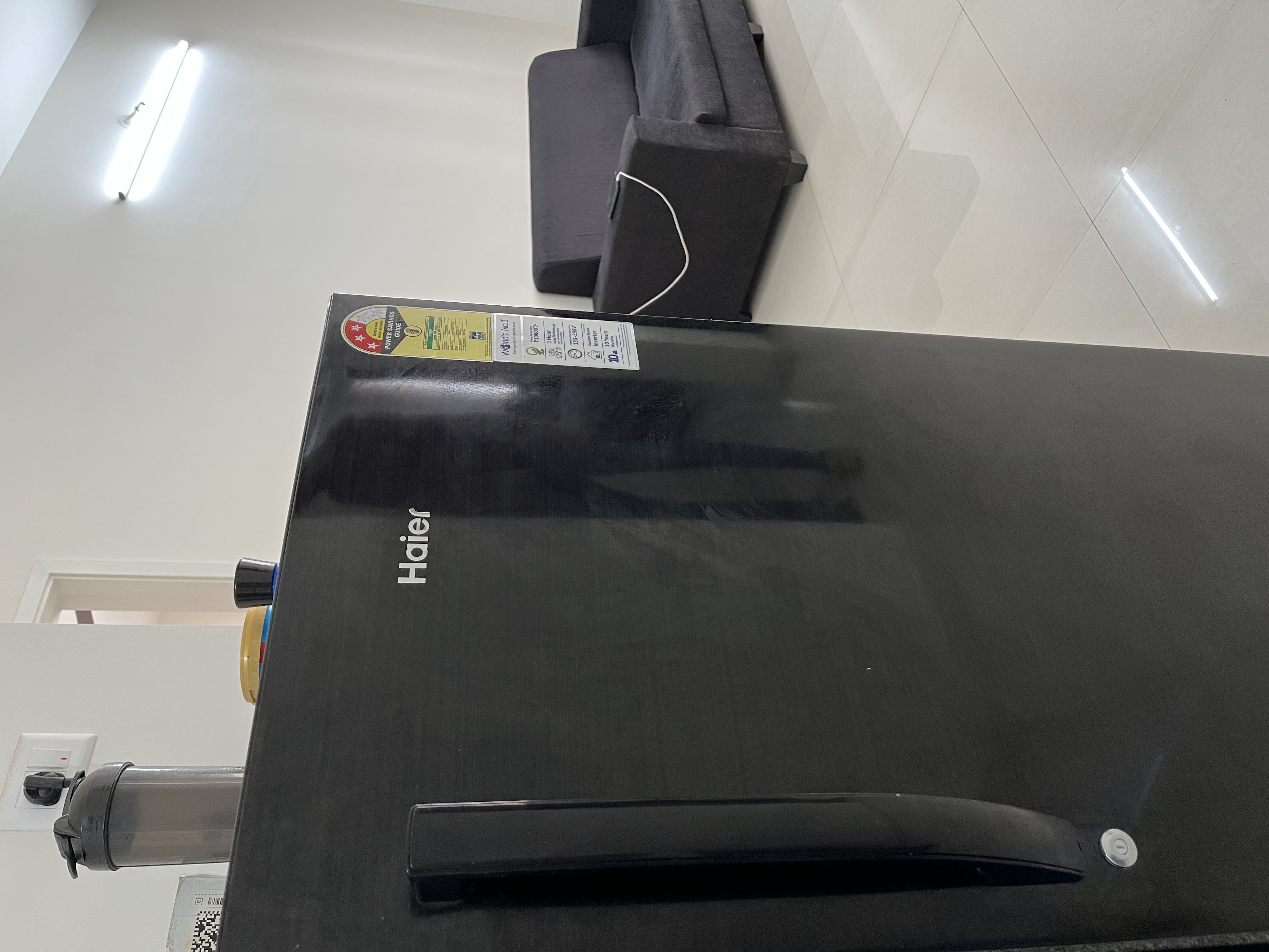 https://findmyroom-property-images-india.s3.ap-south-1.amazonaws.com/wopld-1689674109932-35253.jpeg