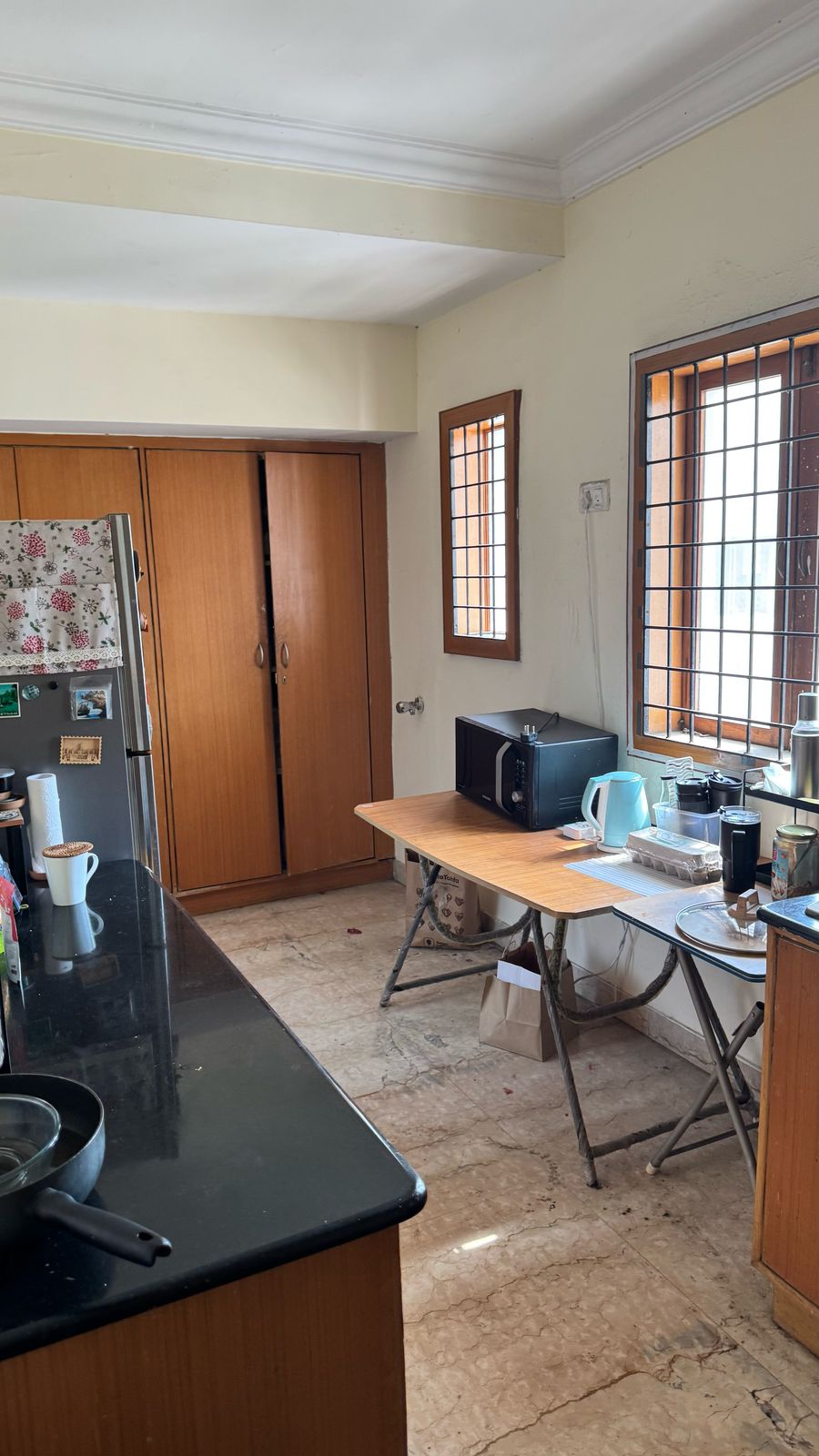 https://findmyroom-property-images-india.s3.ap-south-1.amazonaws.com/wsjmo-1741417700464-34052.jpg