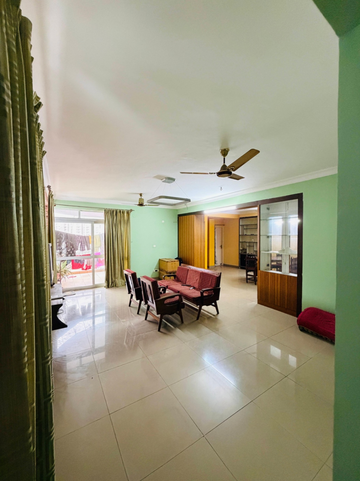 https://findmyroom-property-images-india.s3.ap-south-1.amazonaws.com/xgpzw-1771419925598-48608