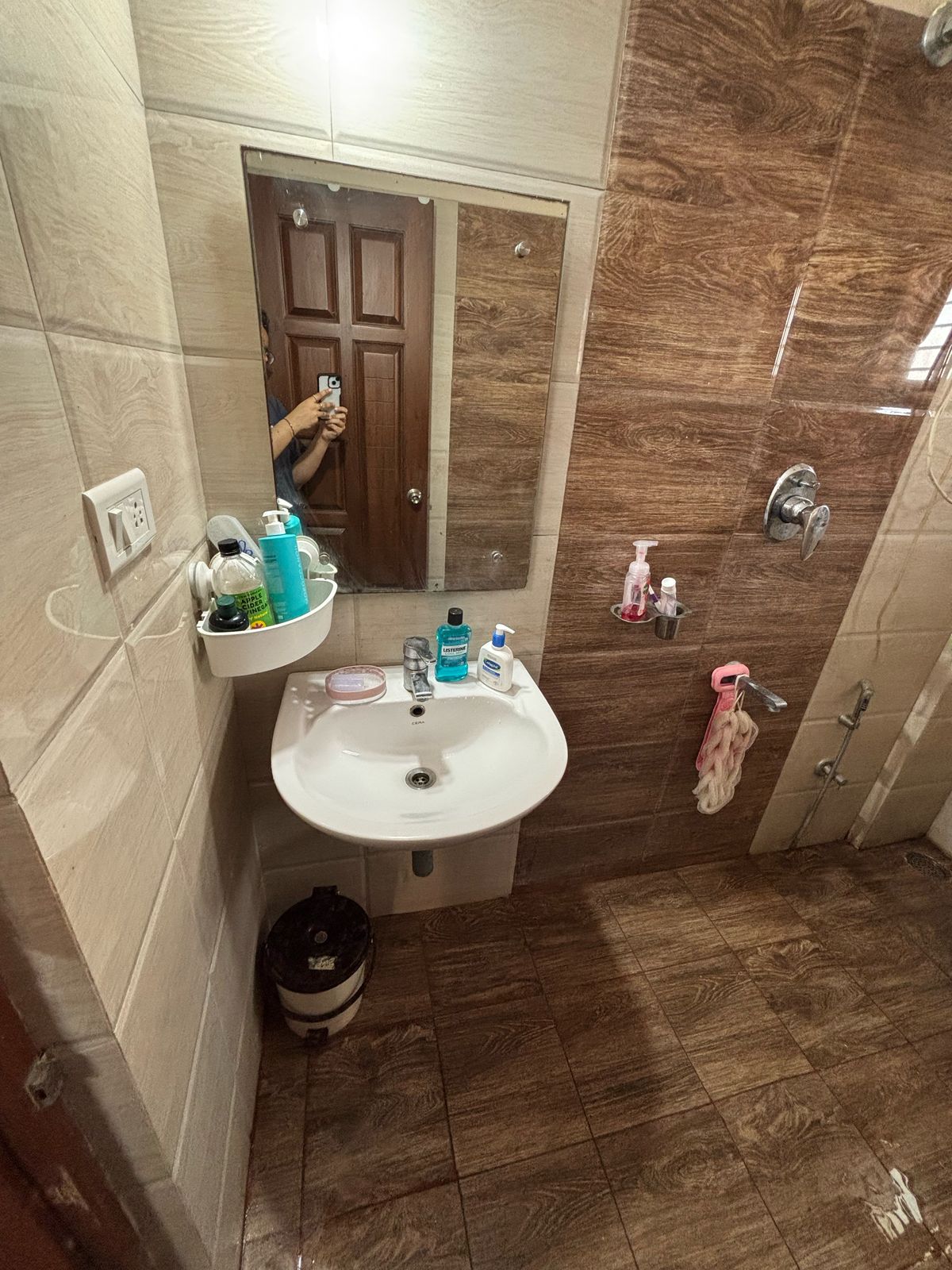 https://findmyroom-property-images-india.s3.ap-south-1.amazonaws.com/xkvko-1742868481636-33834.jpeg