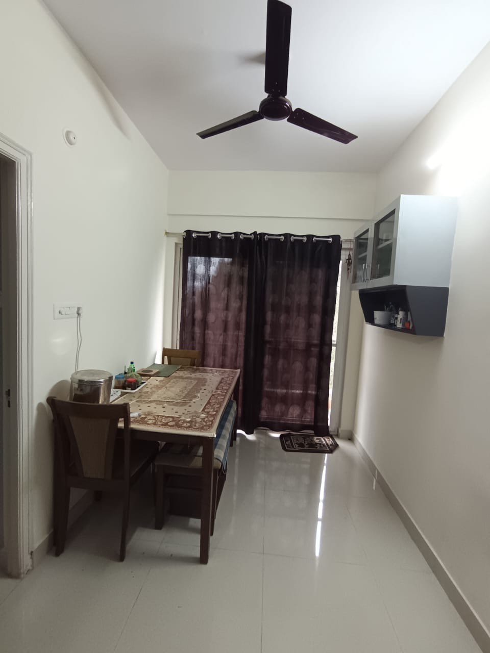 https://findmyroom-property-images-india.s3.ap-south-1.amazonaws.com/xldrj-1767871817369-71422