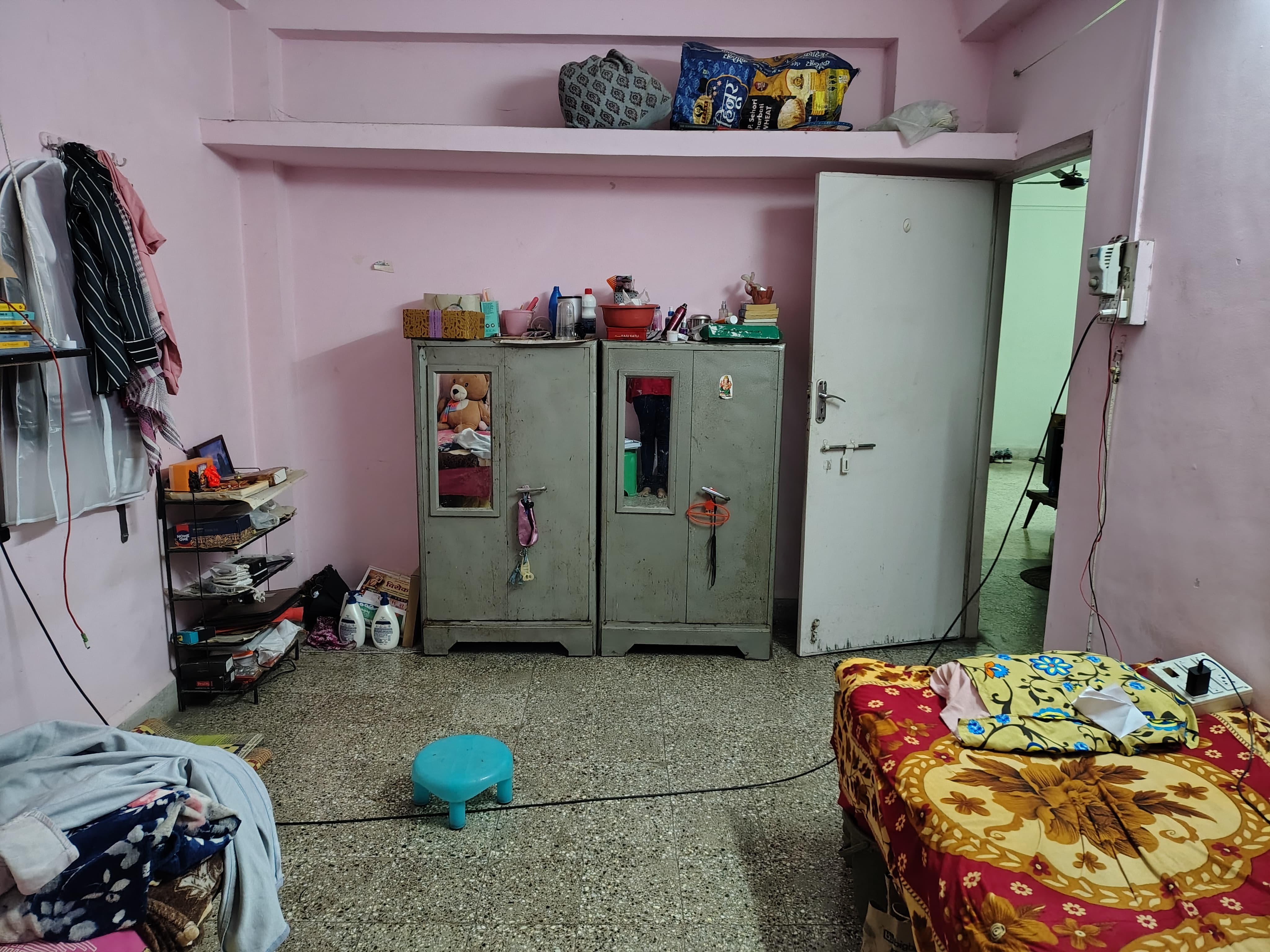 https://findmyroom-property-images-india.s3.ap-south-1.amazonaws.com/xrxzp-1741442182598-03443.jpg