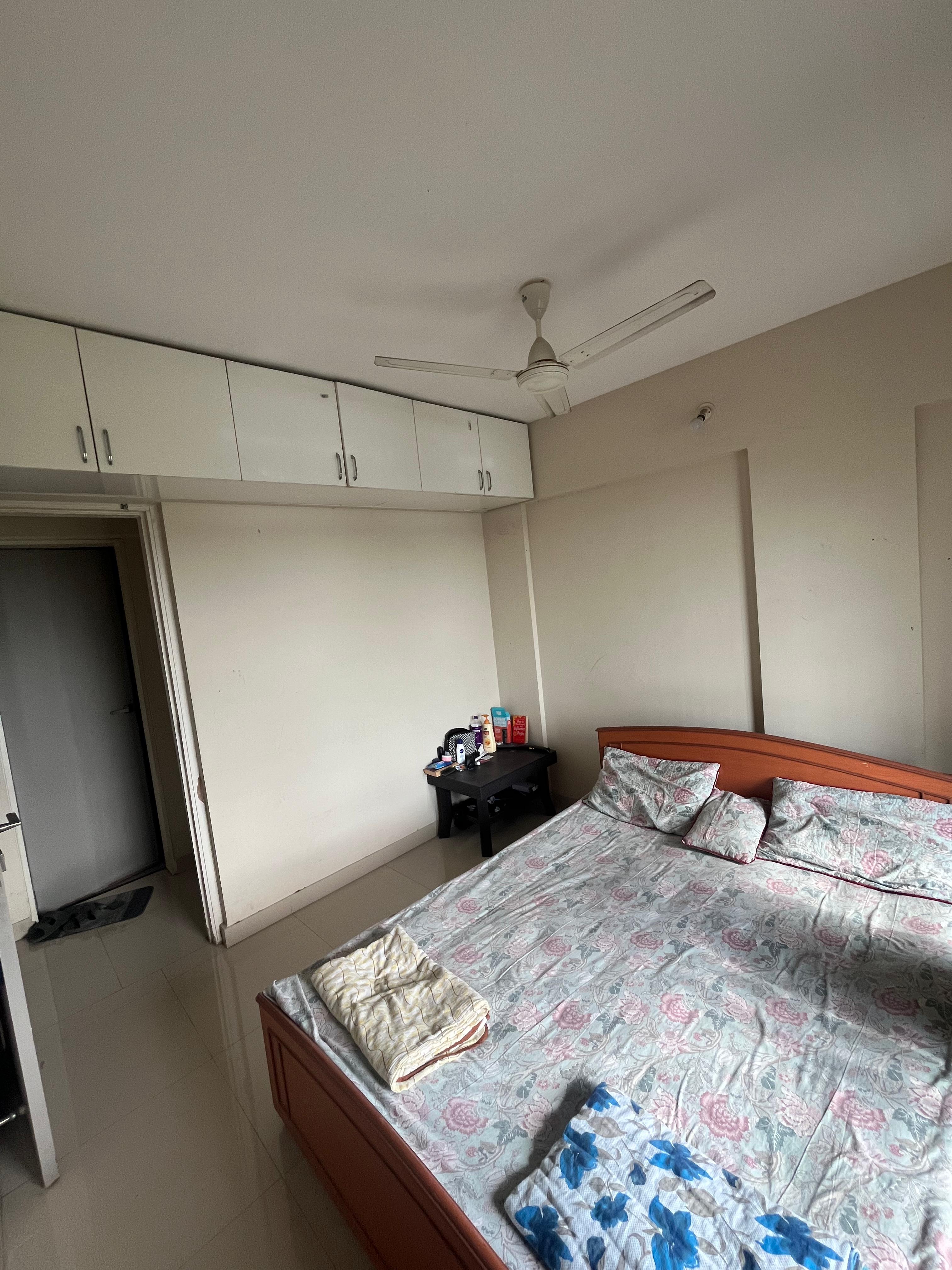 https://findmyroom-property-images-india.s3.ap-south-1.amazonaws.com/xtijx-1748317685005-57361.jpg