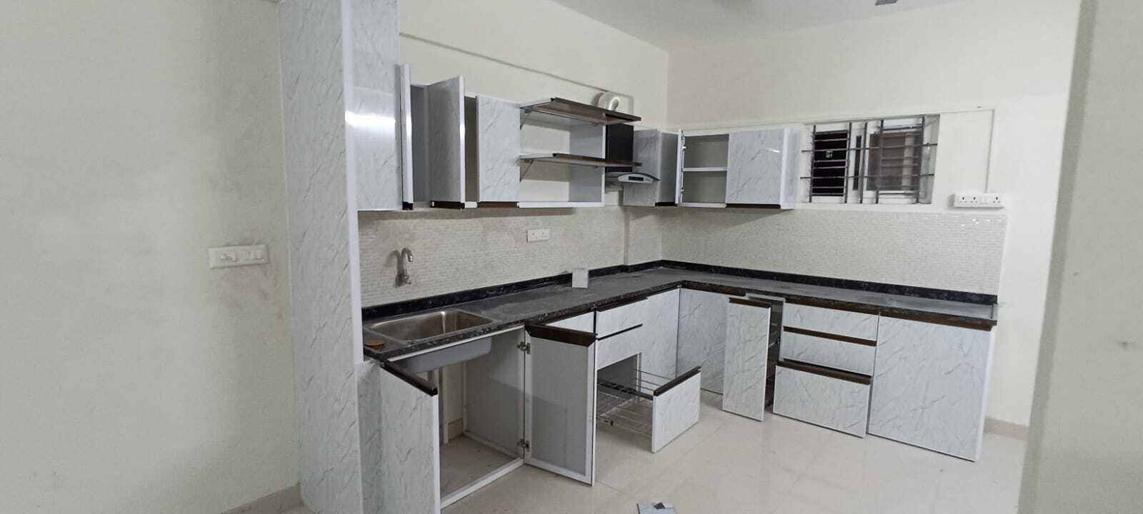 https://findmyroom-property-images-india.s3.ap-south-1.amazonaws.com/ybekm-1752777768284-23064.jpg