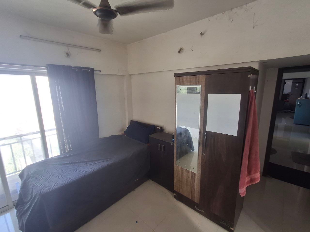 https://findmyroom-property-images-india.s3.ap-south-1.amazonaws.com/ybwuw-1772365004304-02511